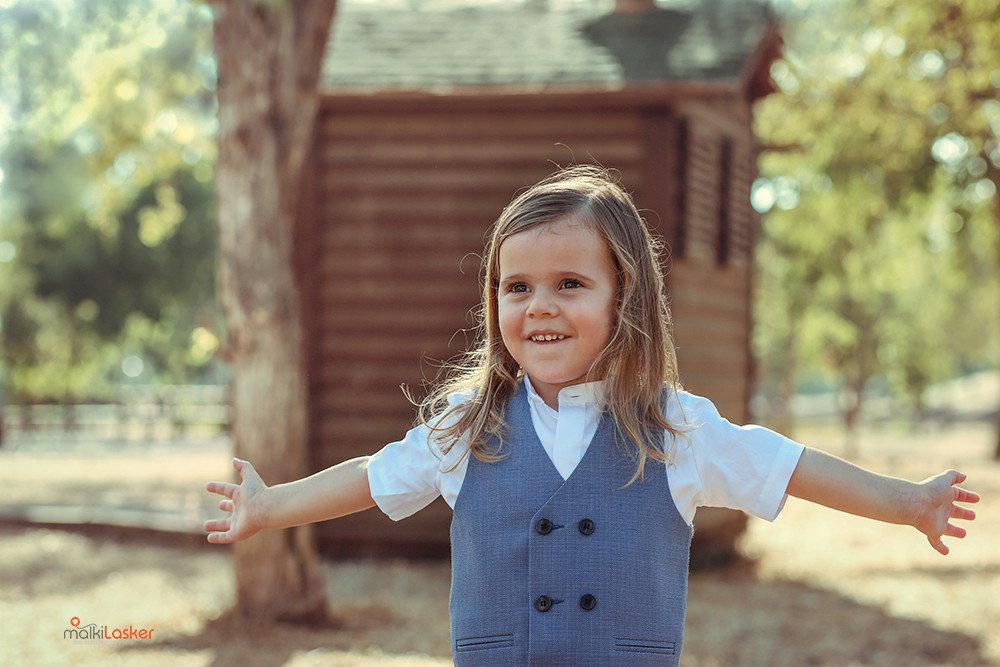 Age 3 how exciting! The moment when the little one turns into a little gerber, is told. And the hair?! At least we will have pictures as a souvenir.