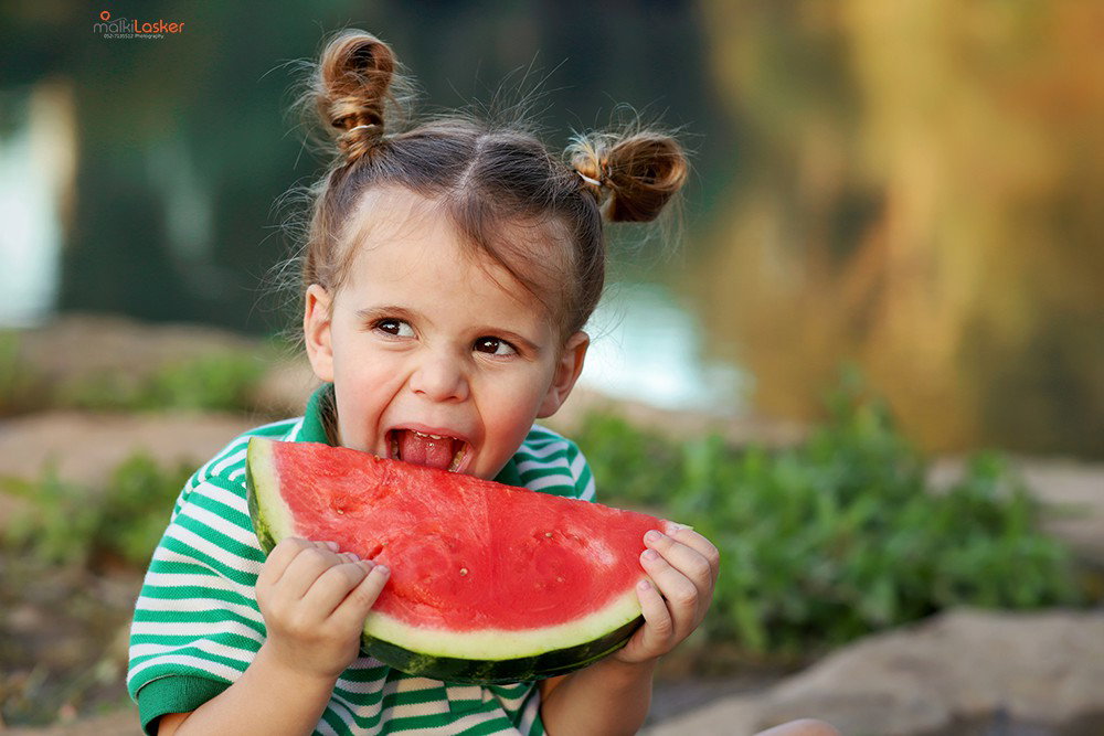 Age 3 how exciting! The moment when the little one turns into a little gerber, is told. And the hair?! At least we will have pictures as a souvenir.