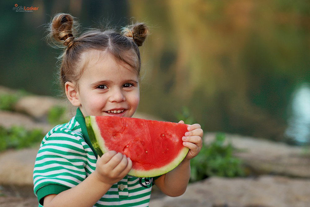 Age 3 how exciting! The moment when the little one turns into a little gerber, is told. And the hair?! At least we will have pictures as a souvenir.