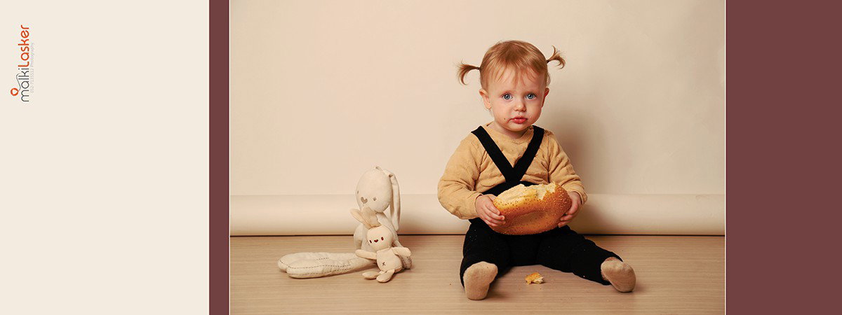 What an amazing age for photos! First birthday - how could you not, a celebration?! Recommended with cake.