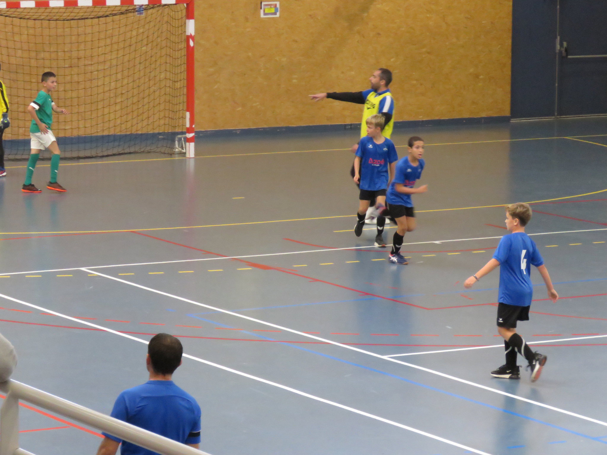 U11