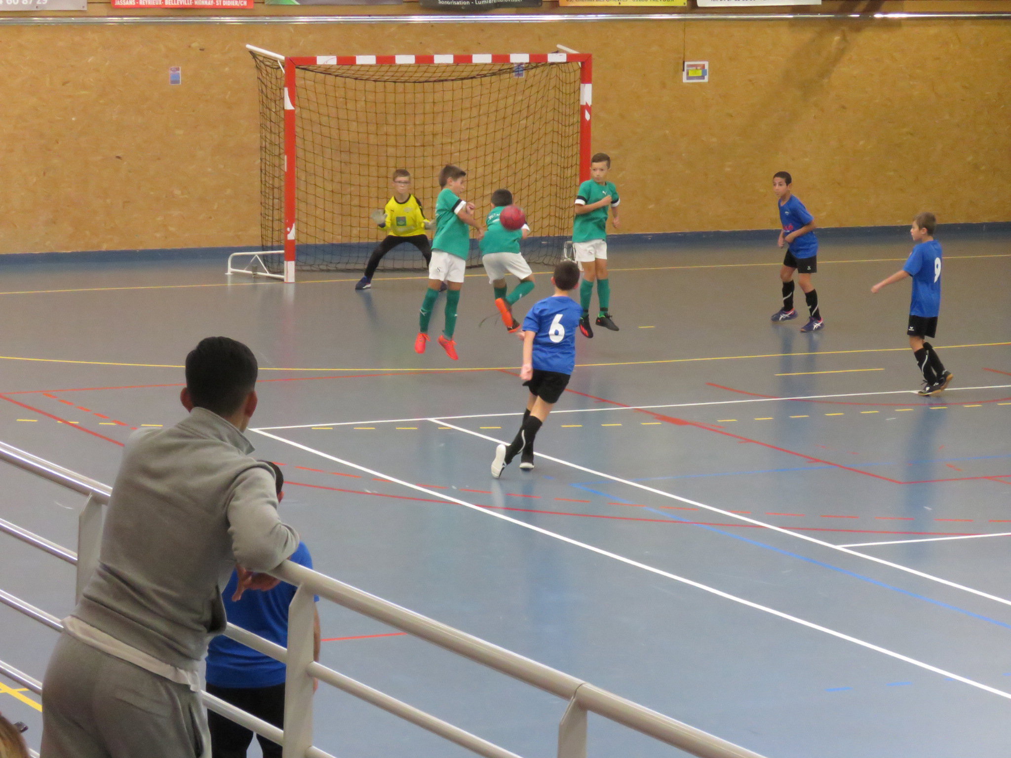 U11