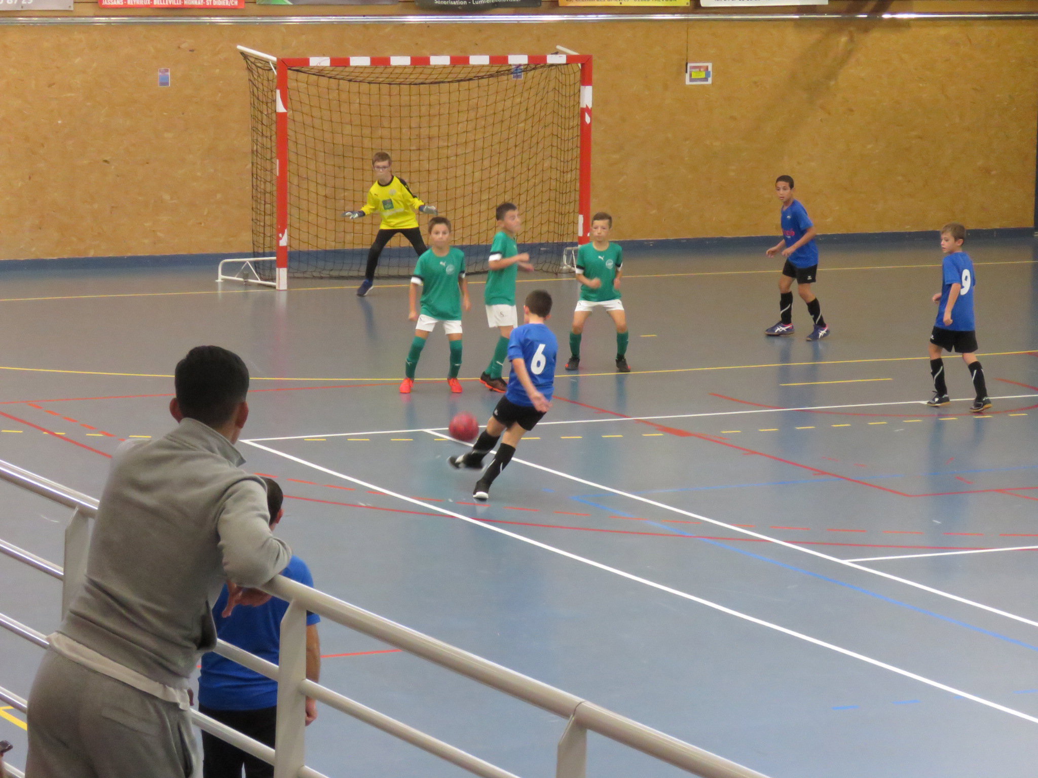 U11