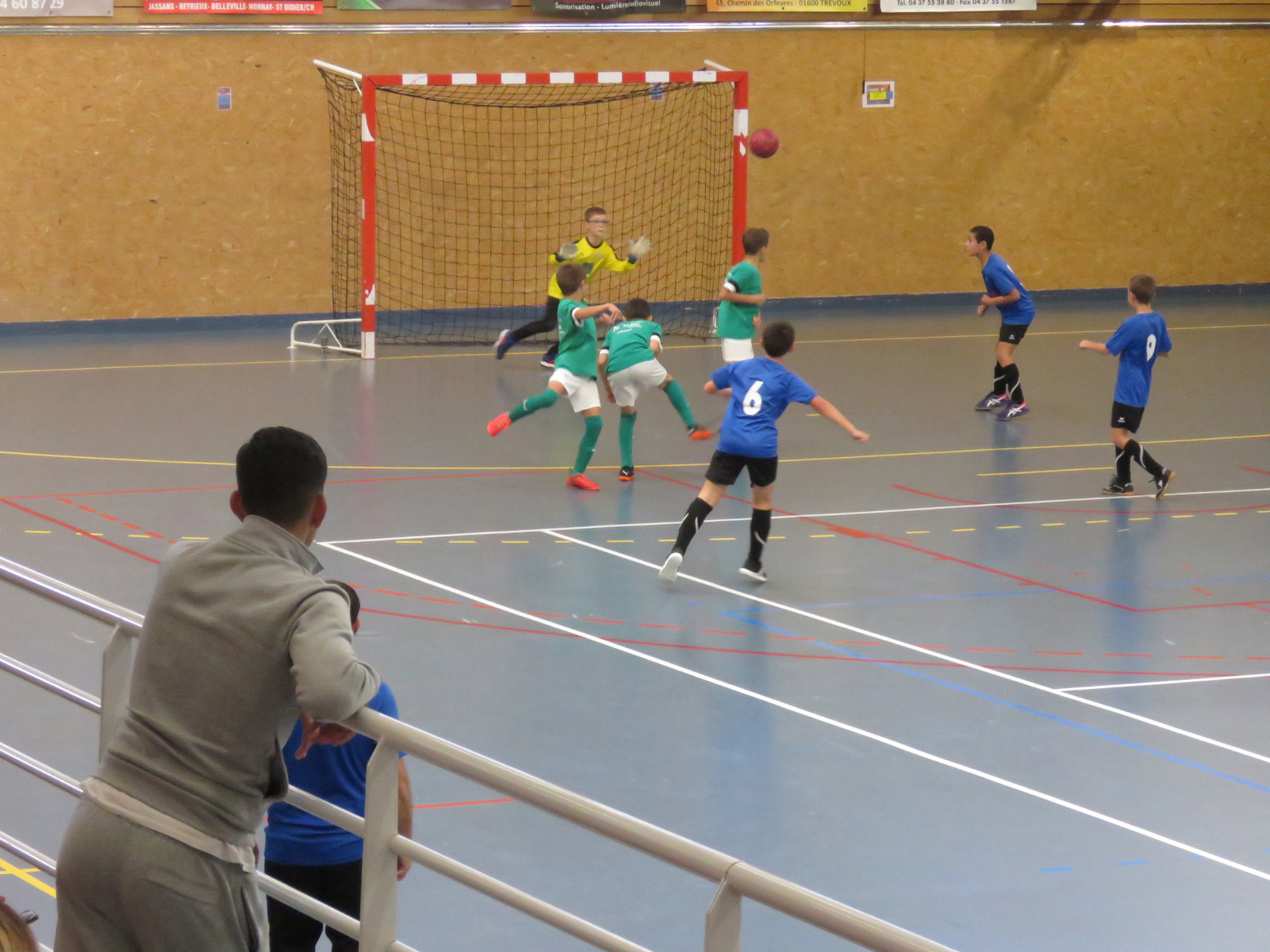 U11