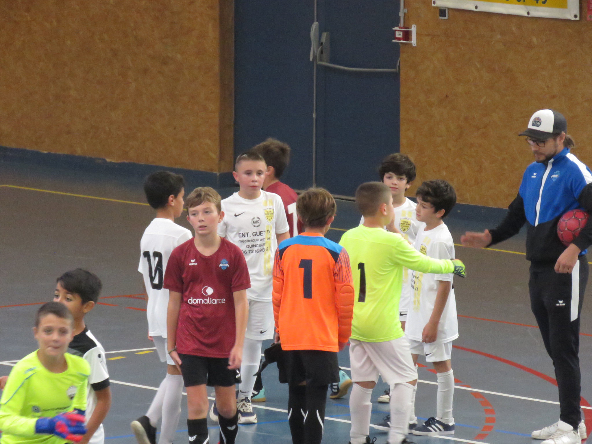 U11