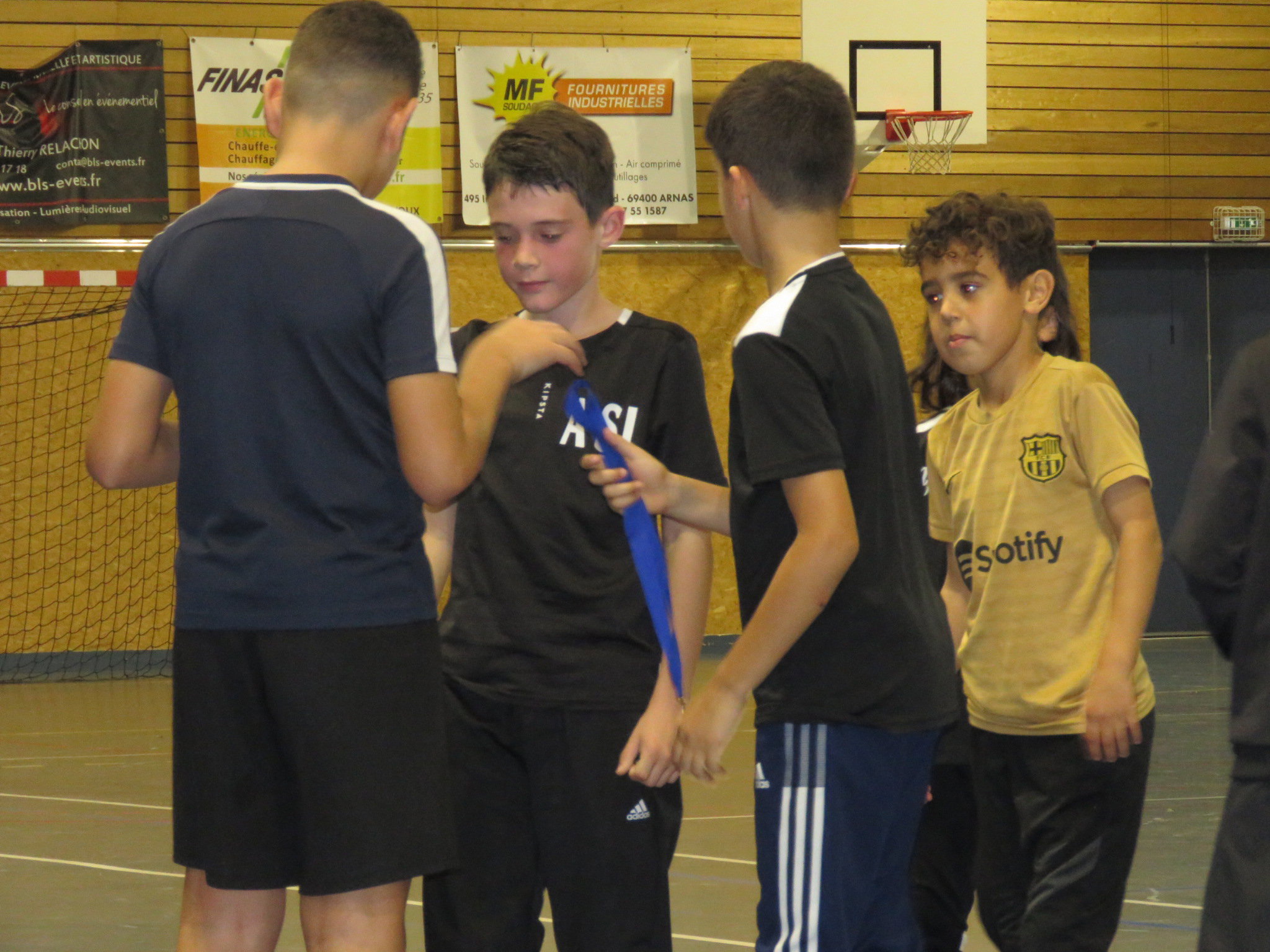 U11