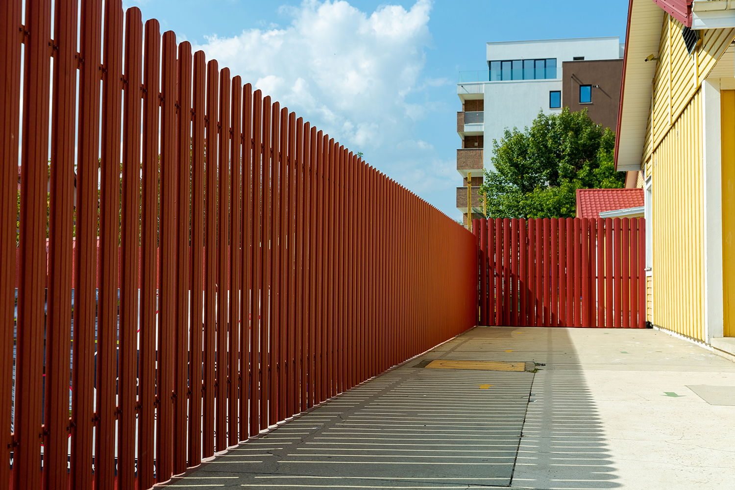 Metal slatted fences