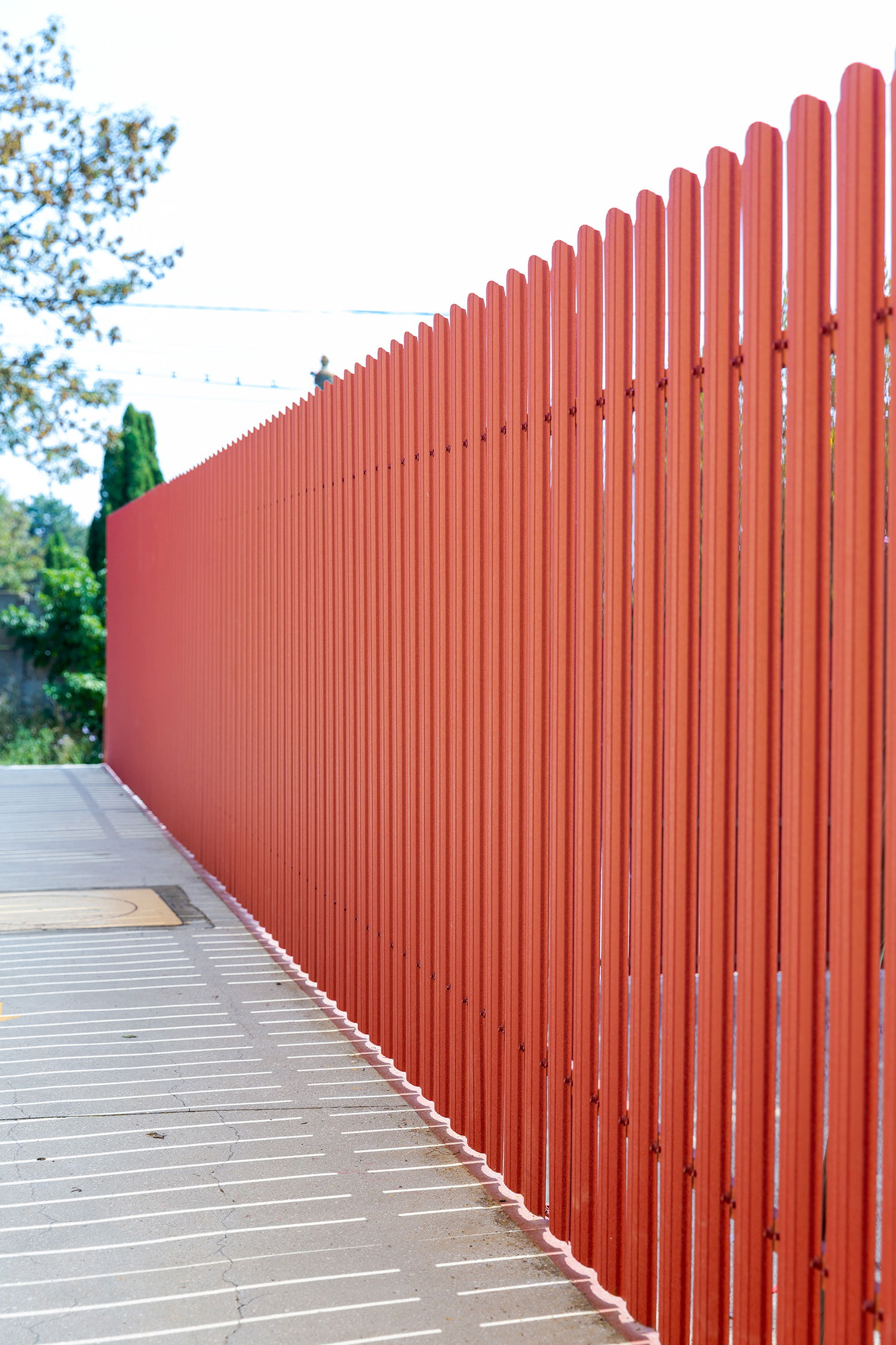 Metal slatted fences