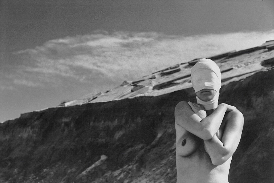 black and white | Photos  Almut Adler