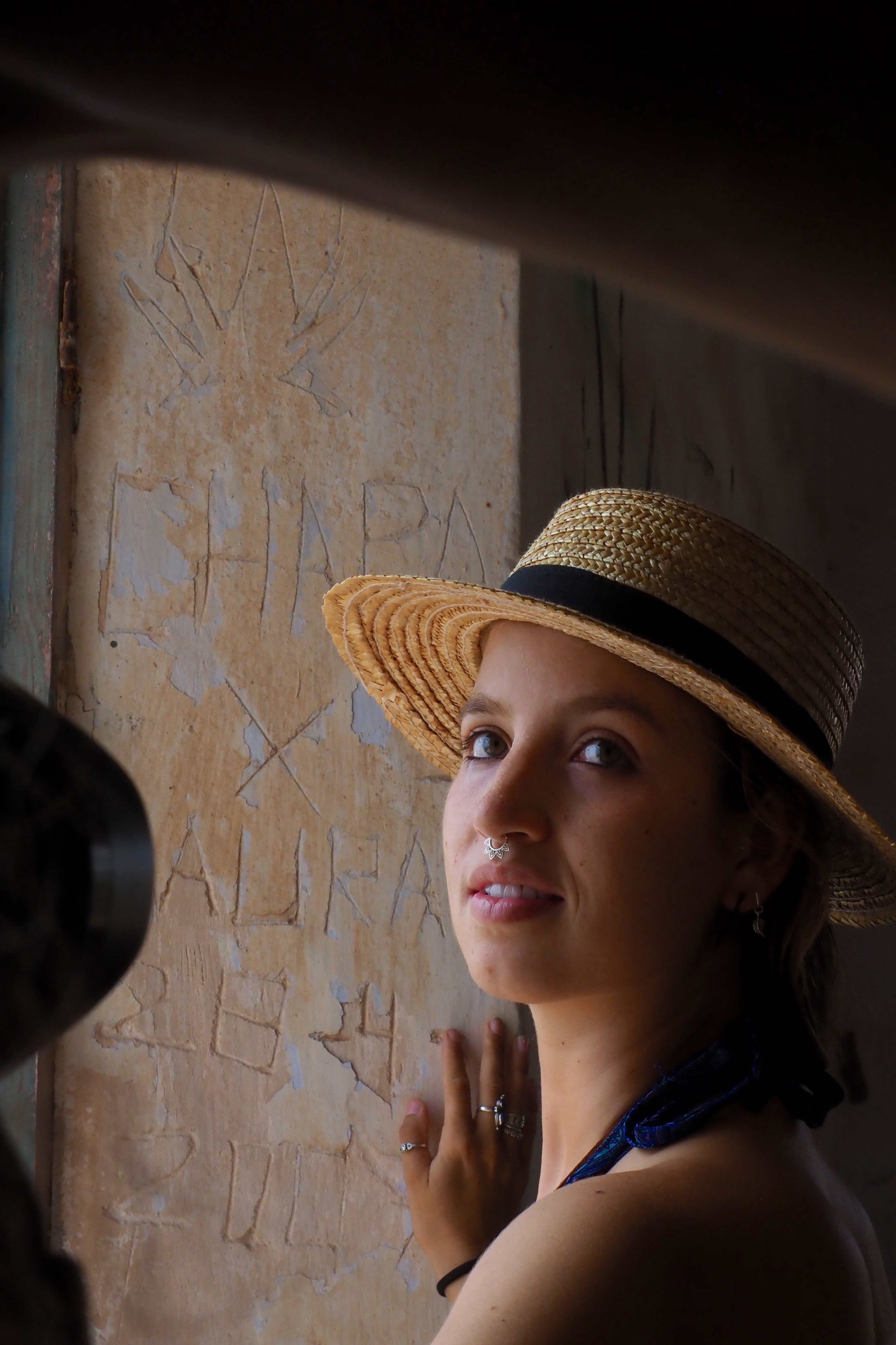 women |  Almut Adler