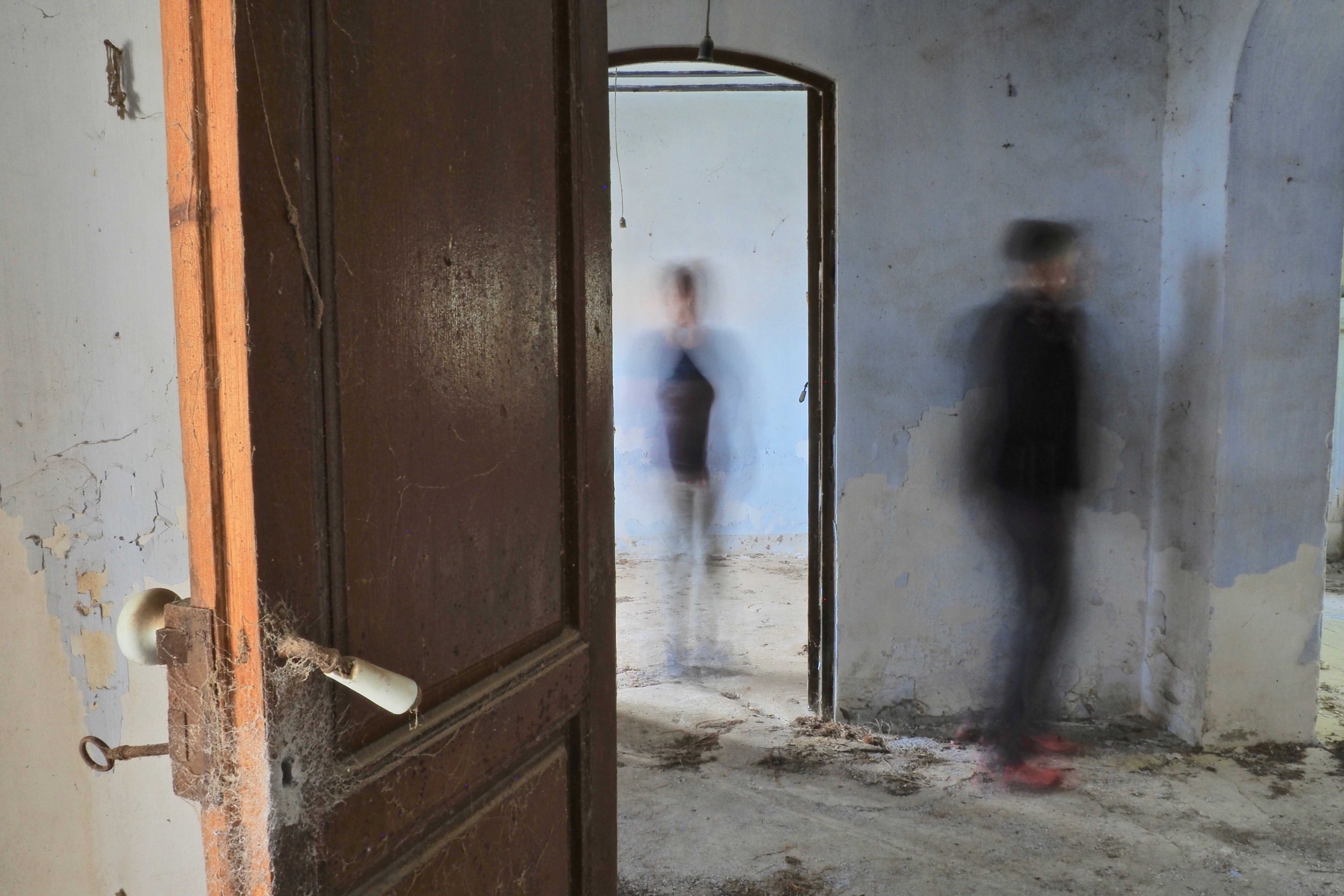 ailing |  Almut Adler