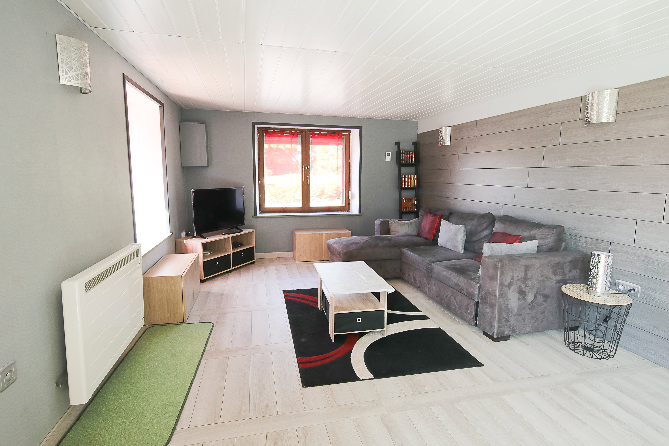 Ideal living room for TV or reading