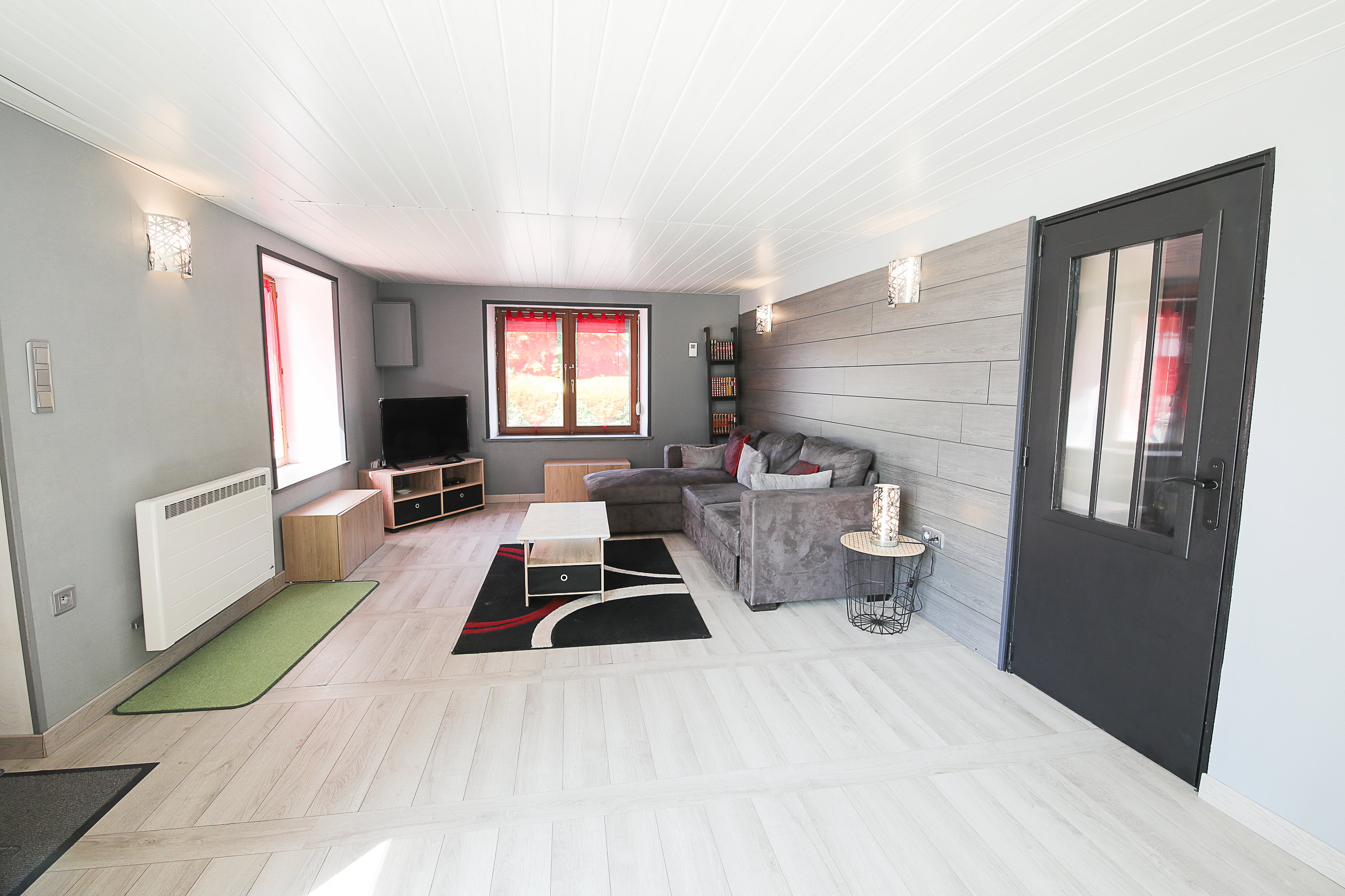 Ideal living room for TV or reading