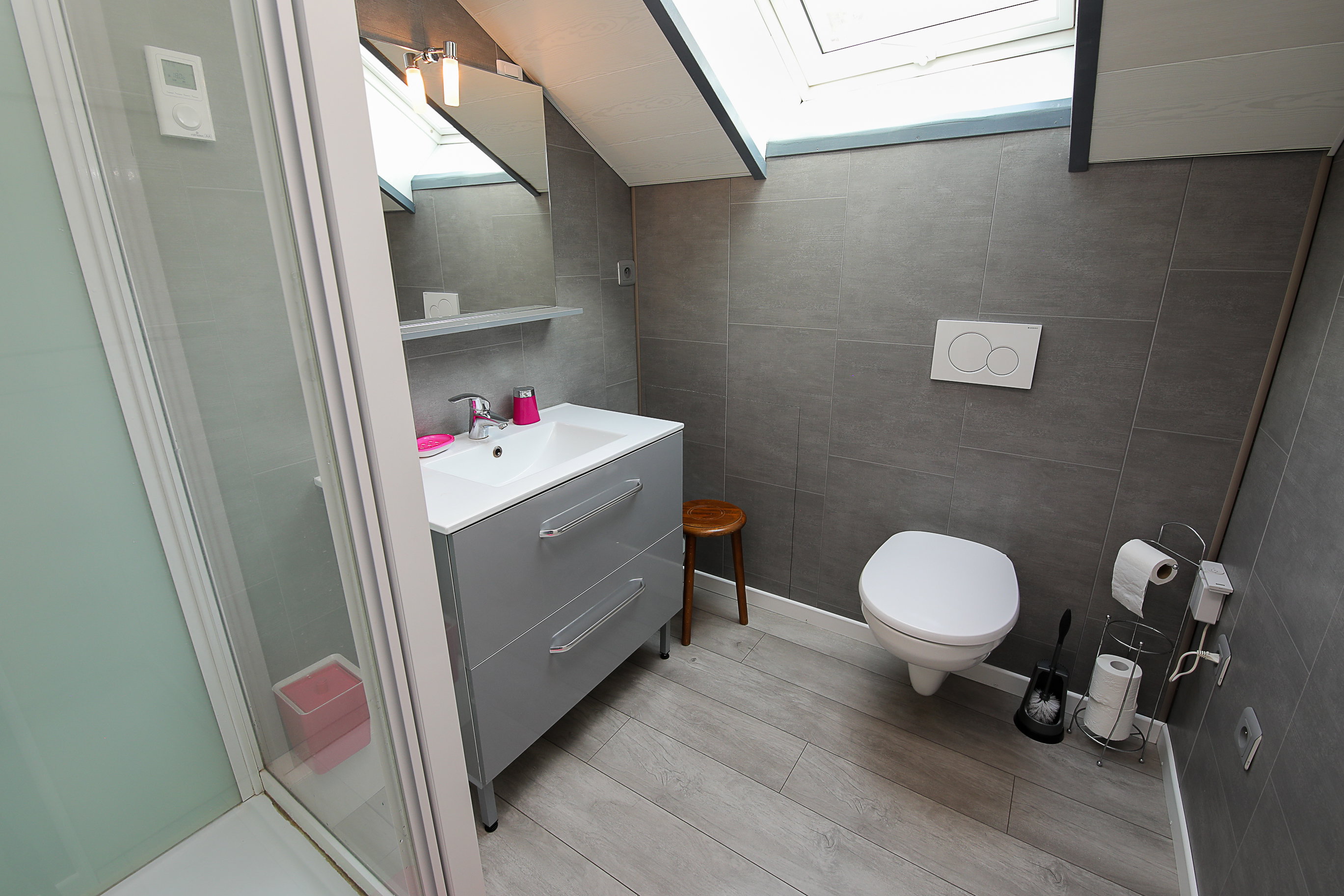 Photo Bathroom floor