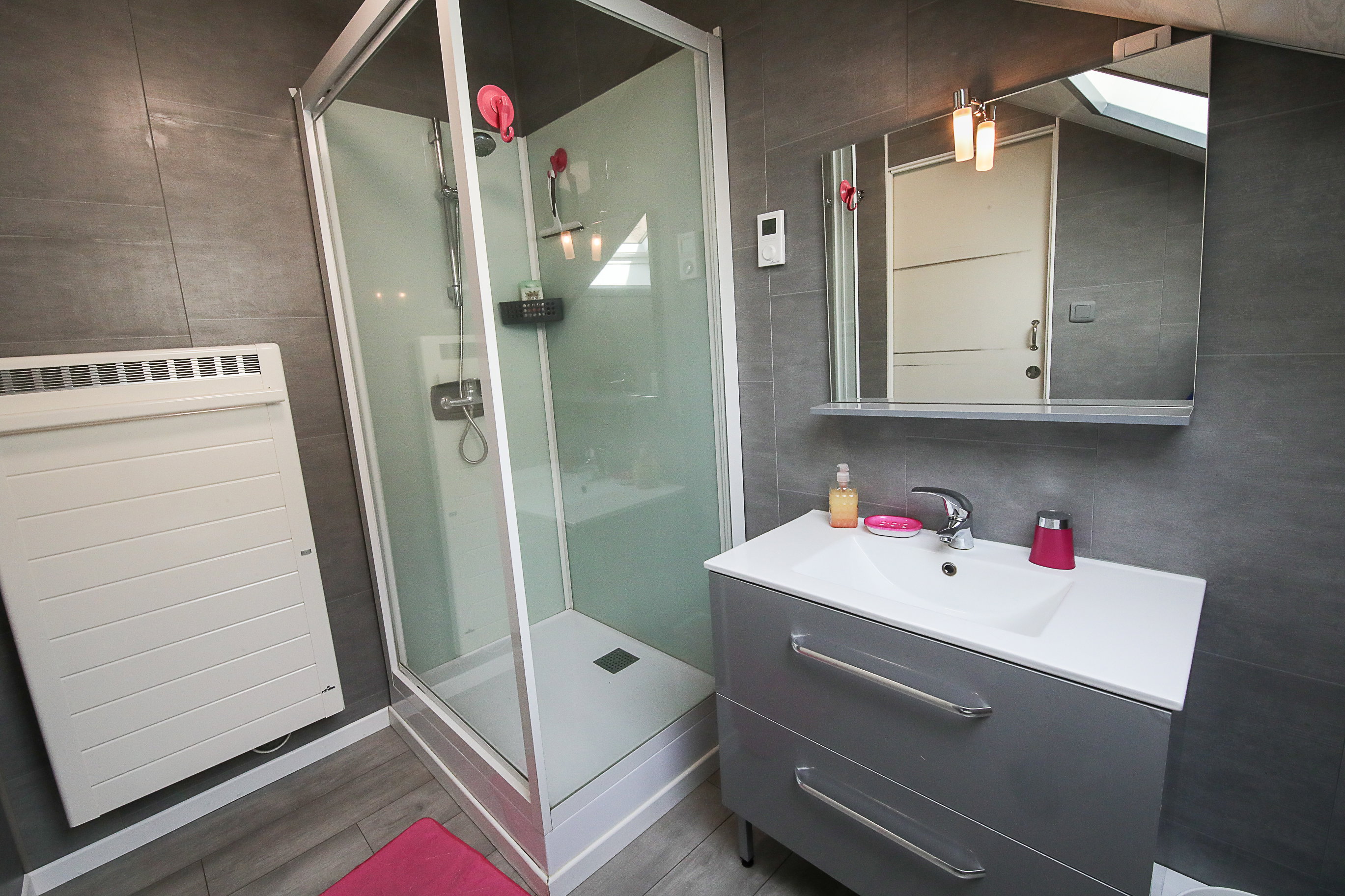 Photo Bathroom floor