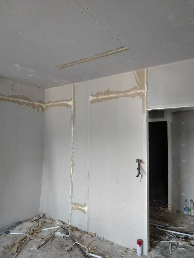 Design and construction of a drug store