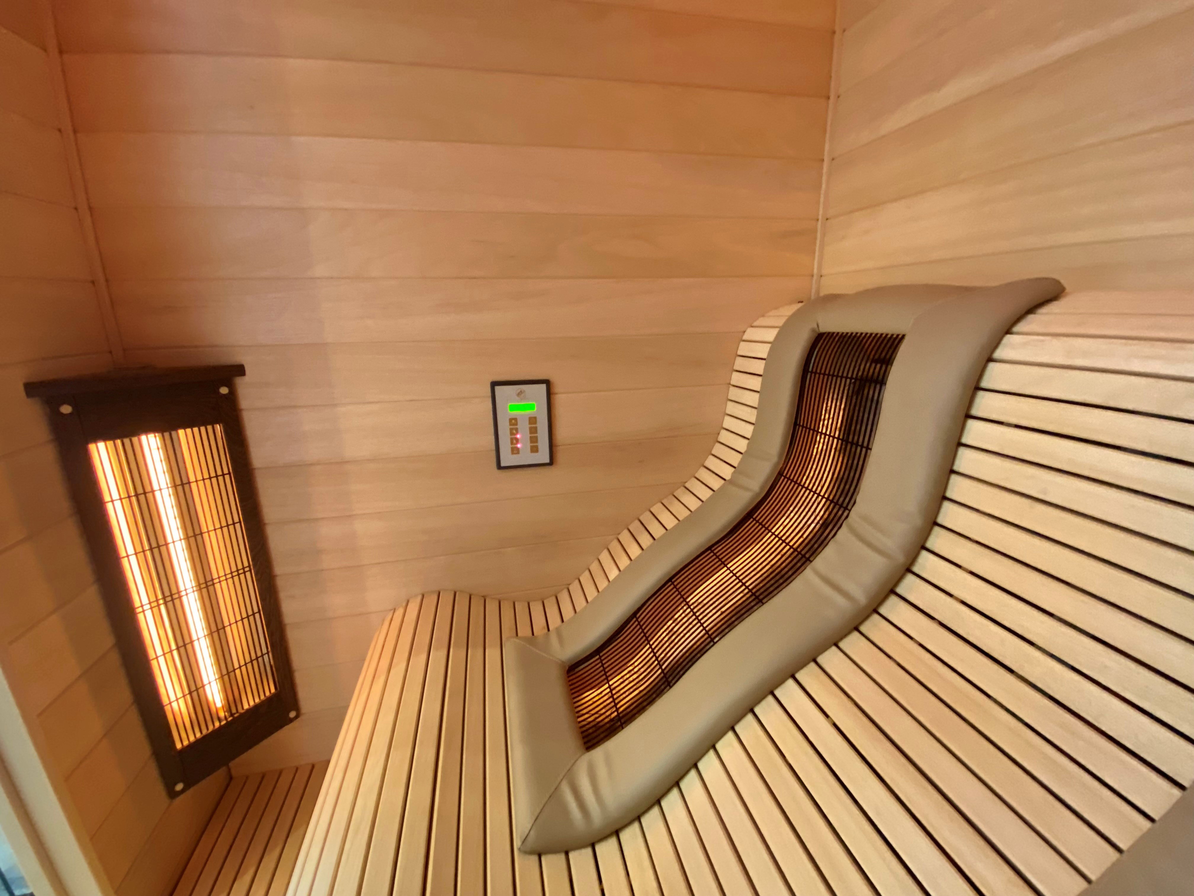 Sauna prohibited for children under 16 years old