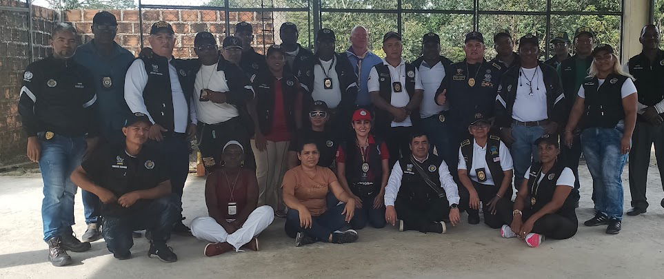 BIBLIOTECA EN LA MONTAÑA Libertad y Derechos