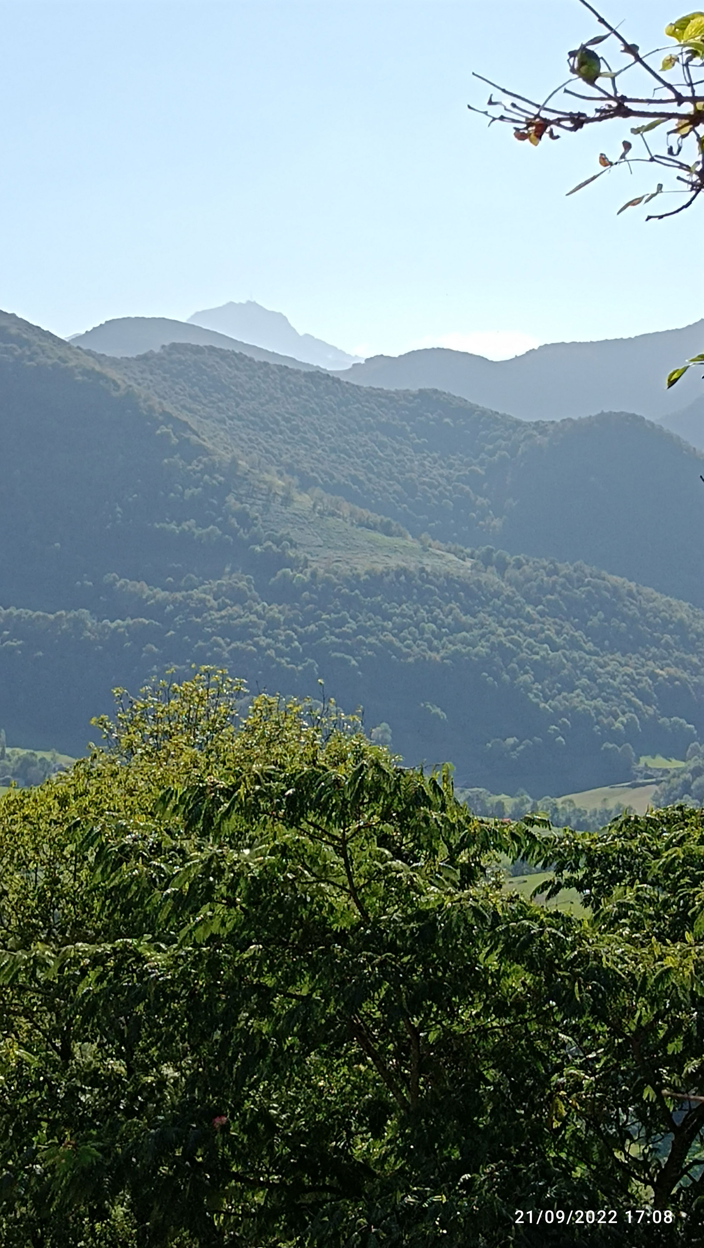 ESPARROS GOUFFER AND WATERFALL