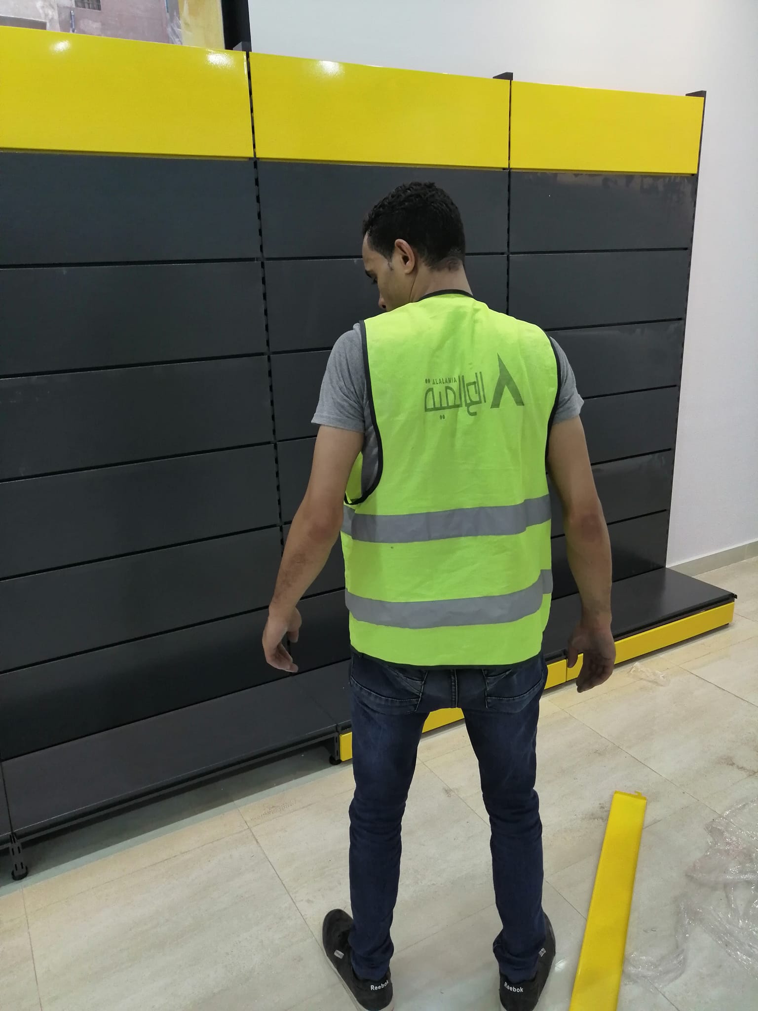 بعض الصور من اعمالنا { تجهيزات سوبر ماركت }