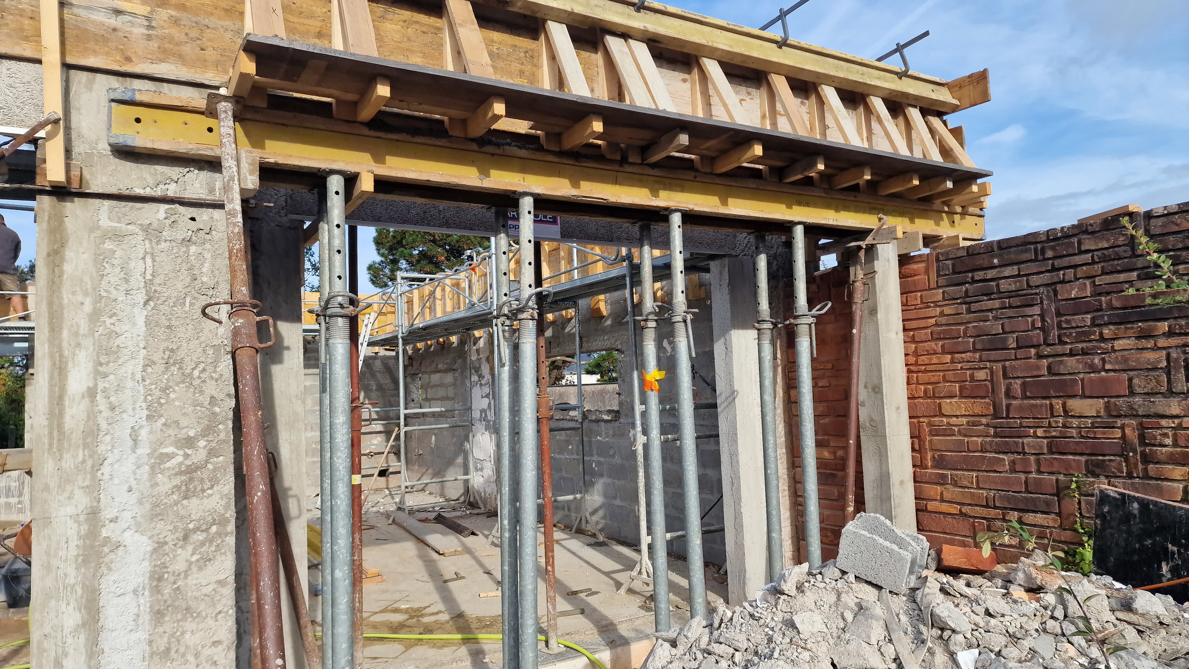 SUPPORT POUR OSSATURE BOIS