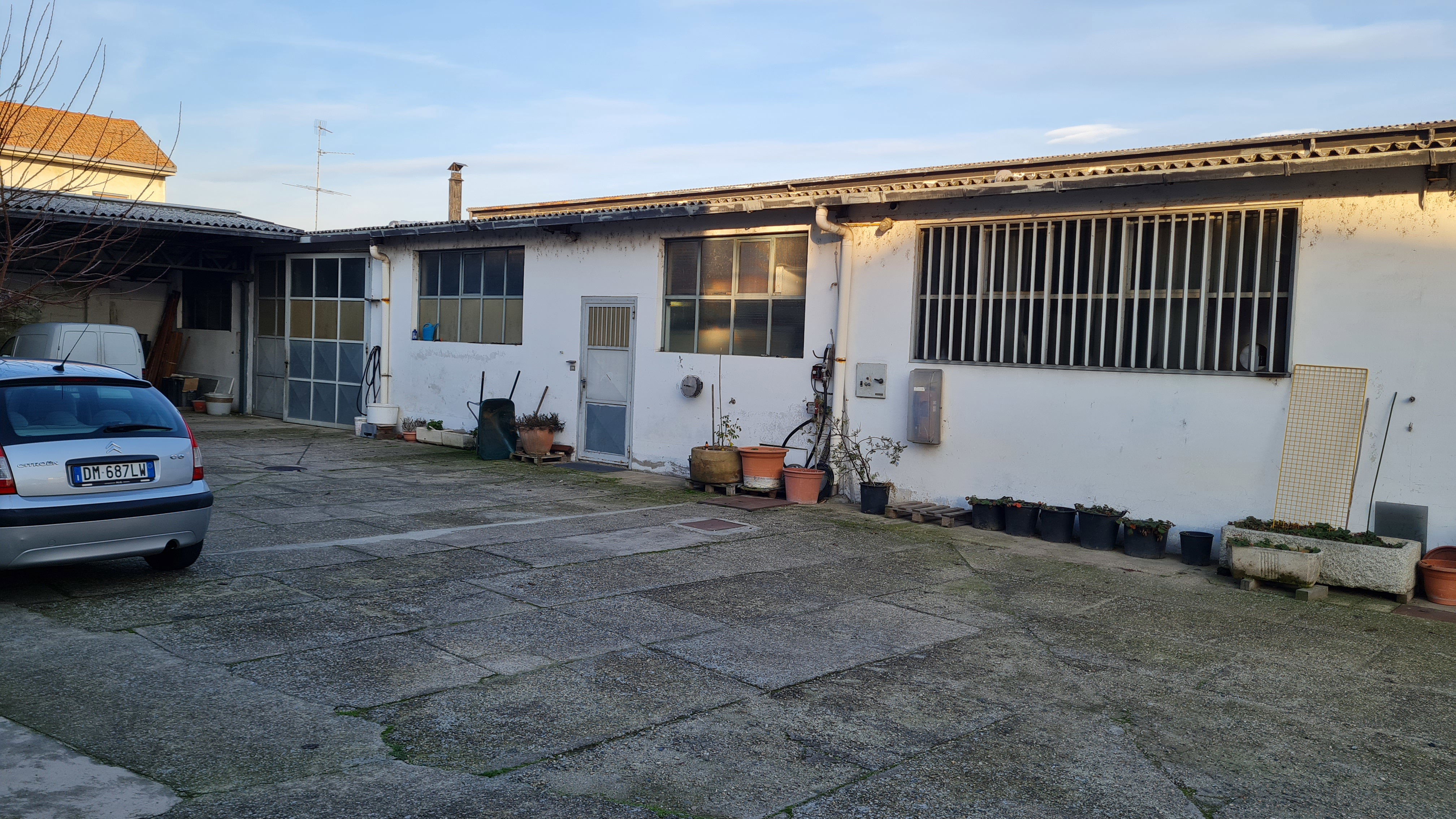 Ideal for mechanical workshop