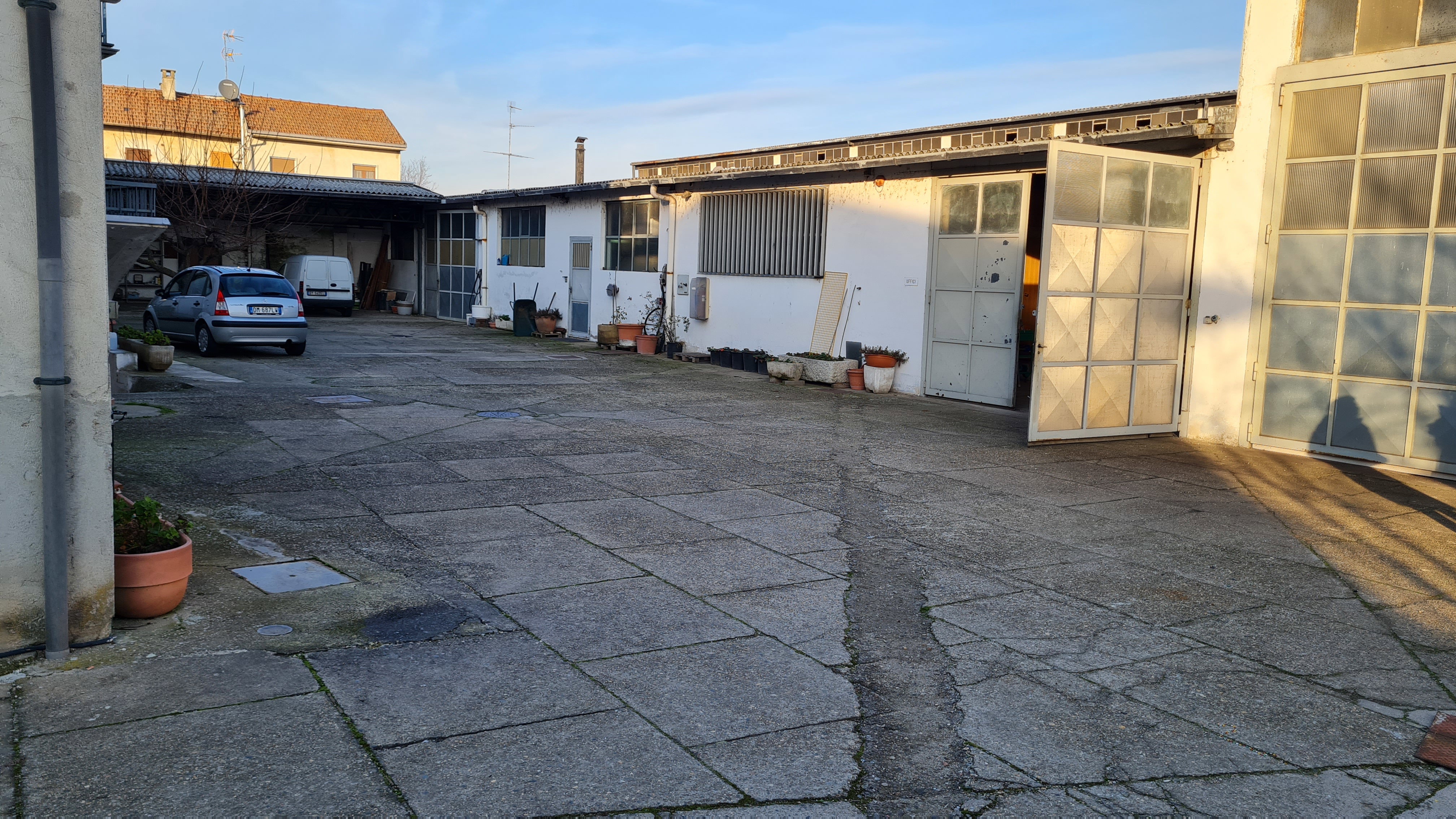 Ideal for mechanical workshop