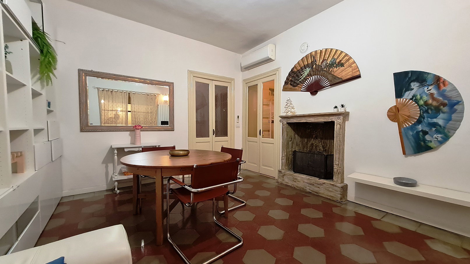 convenient location for those who work in Milan