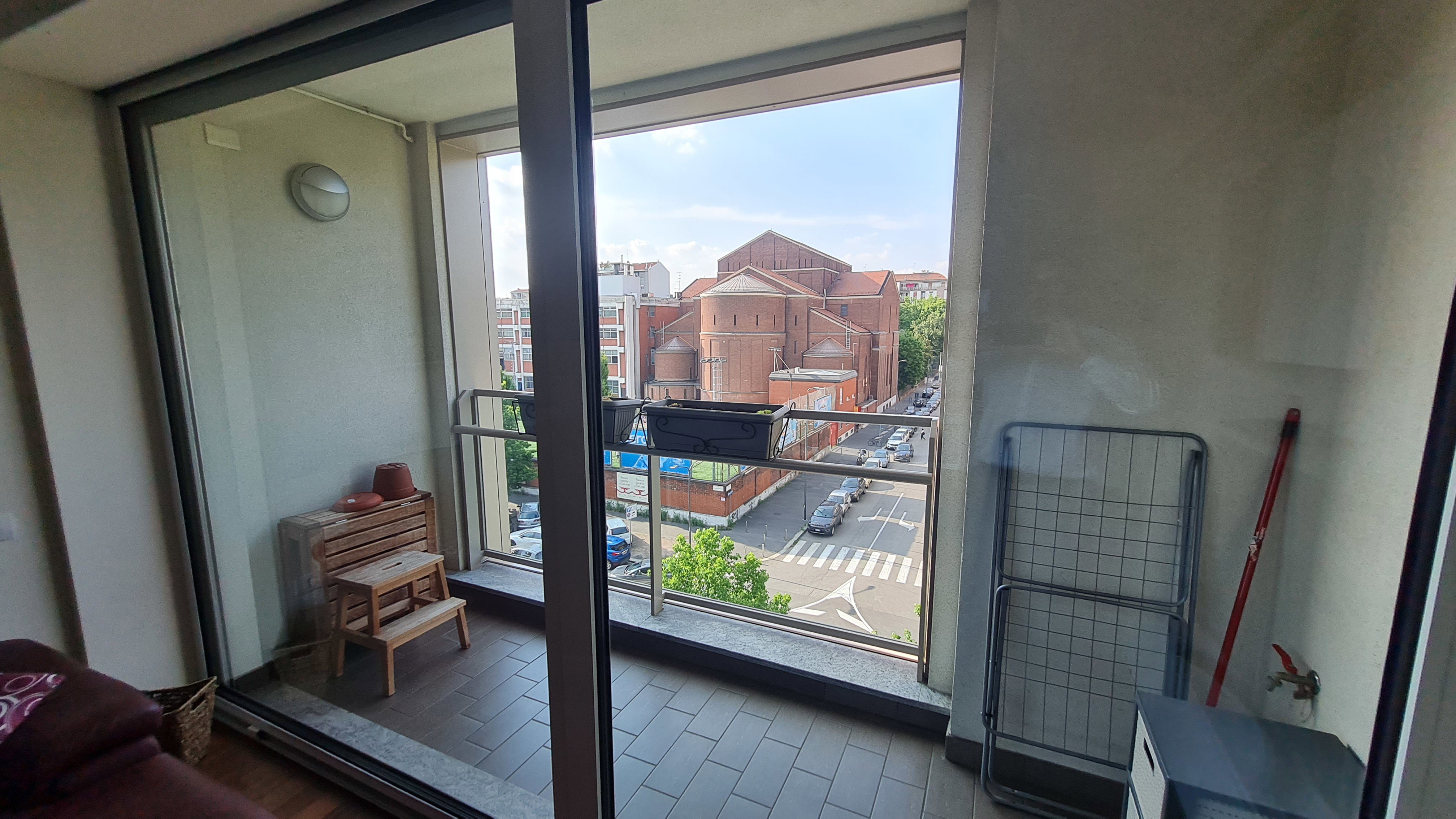 LEASE - THREE-ROOM APARTMENT + DDSS WITH BOX