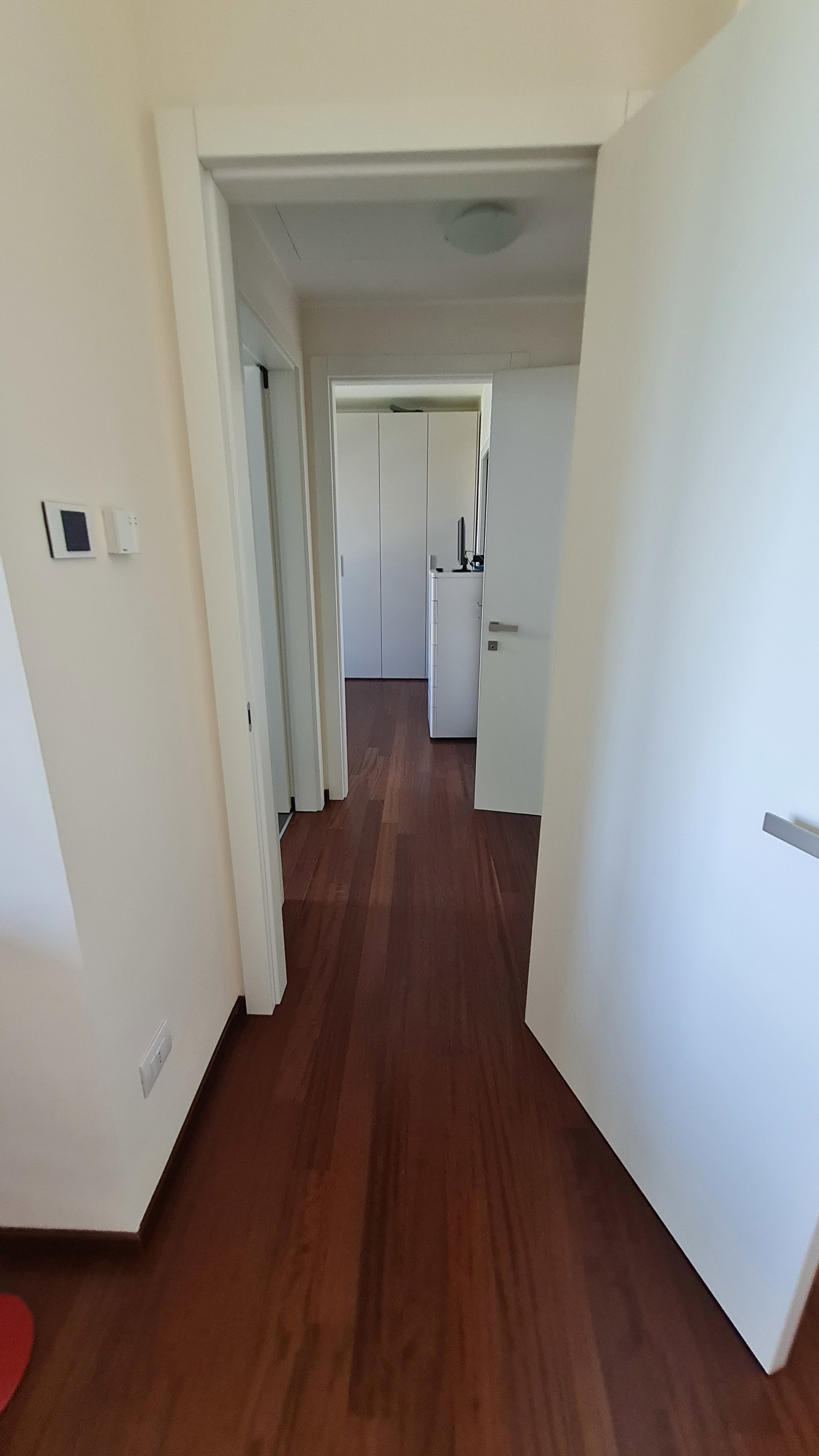 LEASE - THREE-ROOM APARTMENT + DDSS WITH BOX