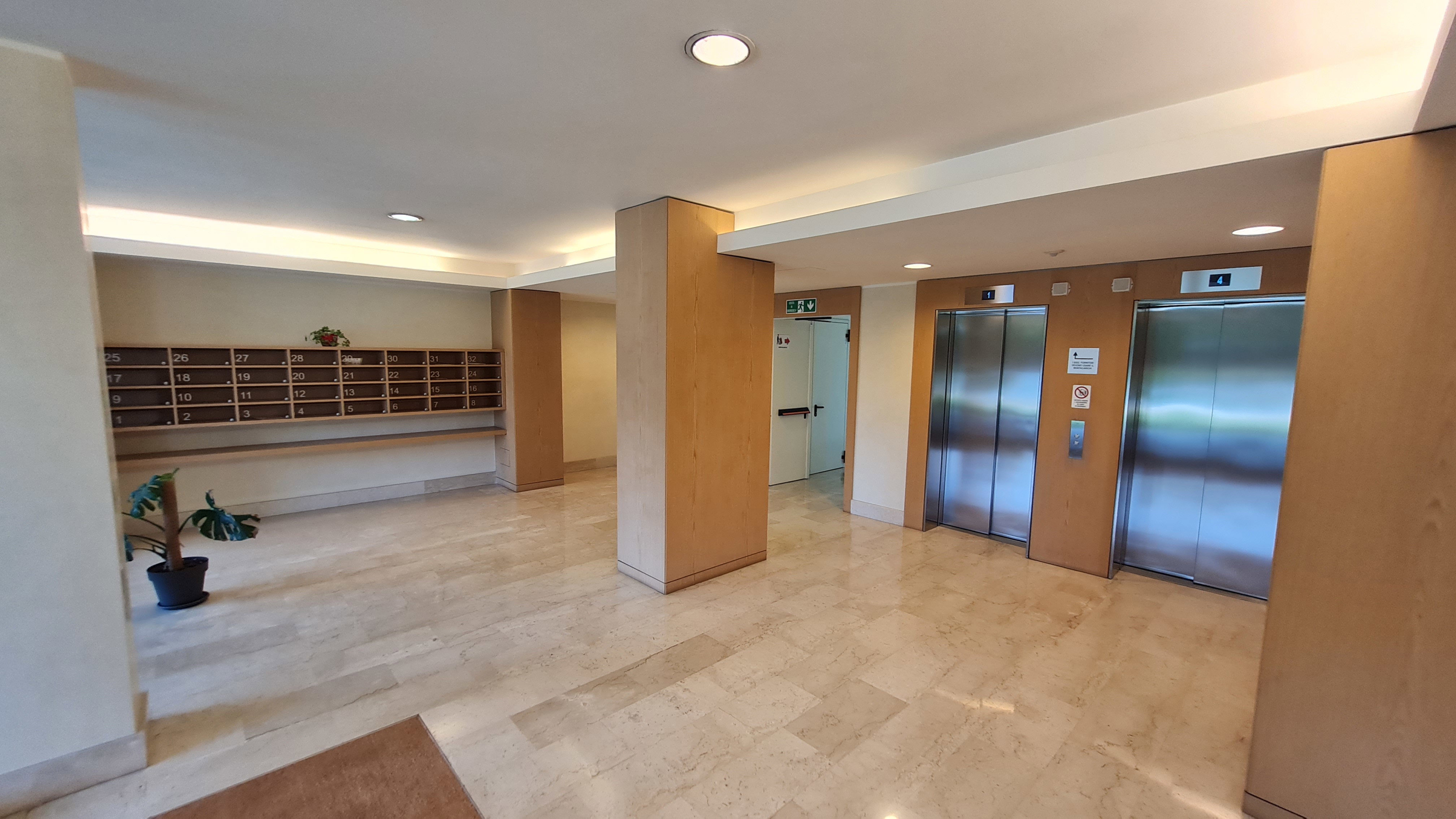 LEASE - THREE-ROOM APARTMENT + DDSS WITH BOX