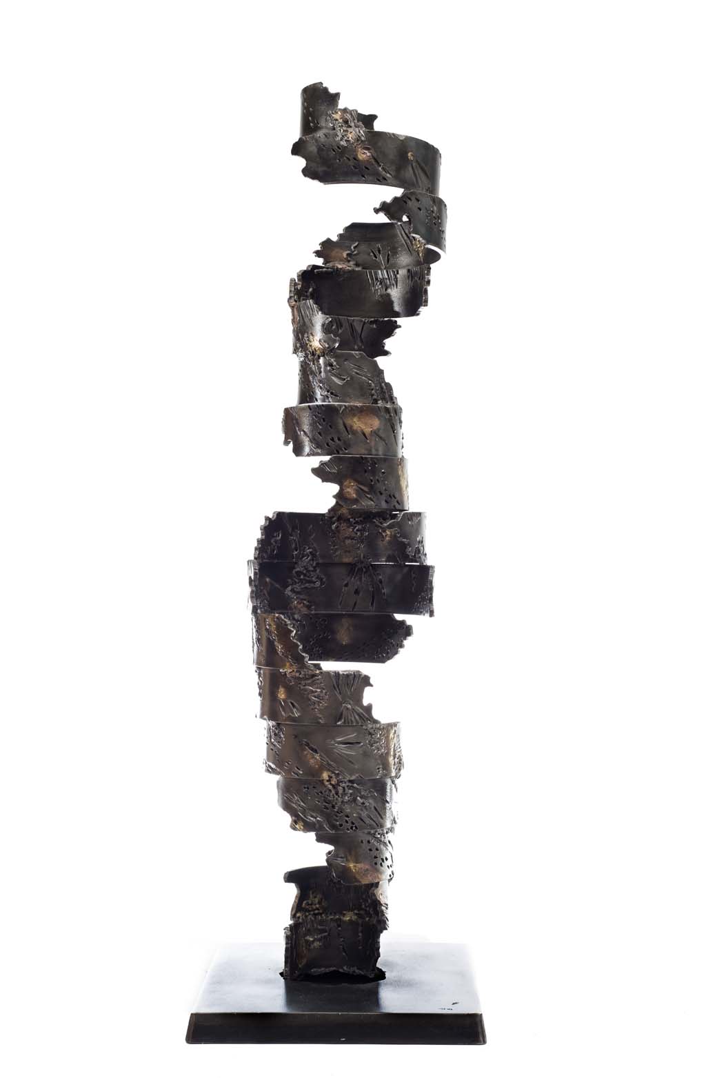 Insights V | 2013 | Iron & brass sculpture | 148x40x40 cm | Rami Ater