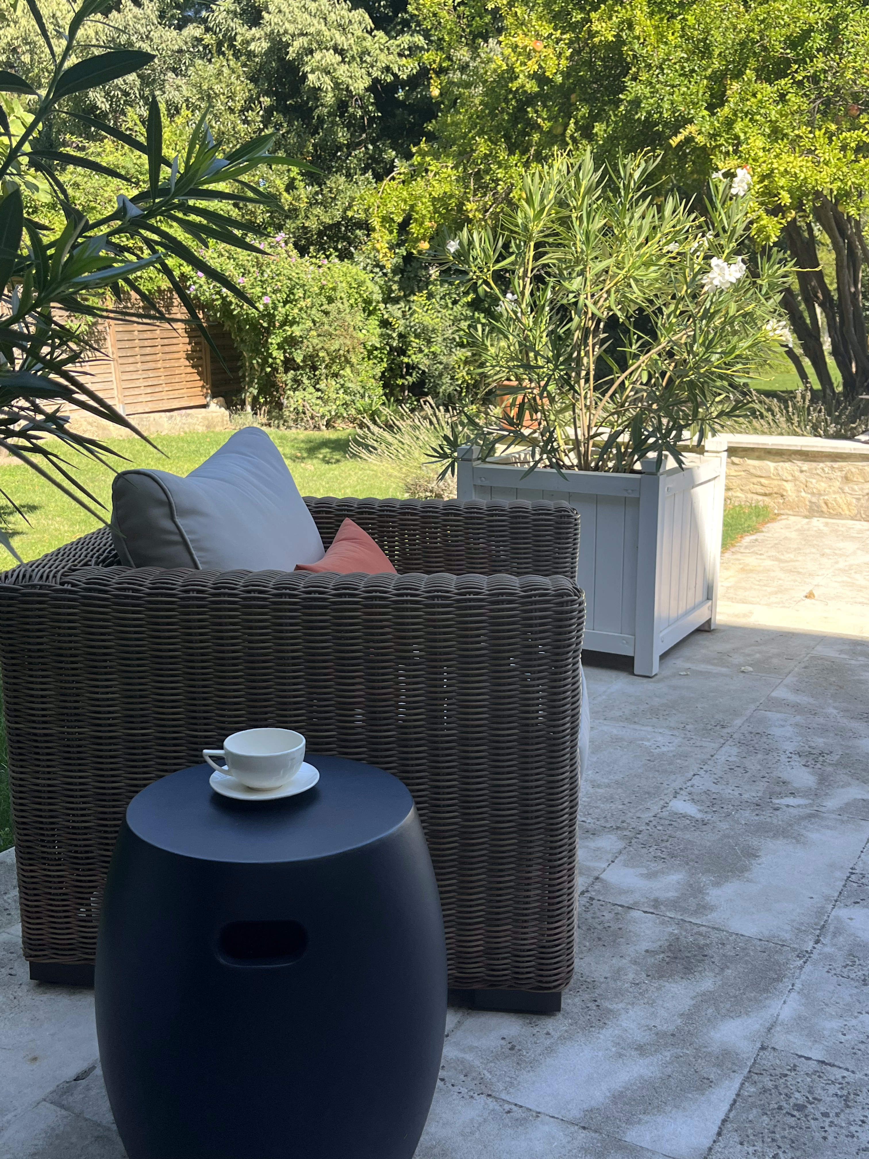 Terraces and garden louges