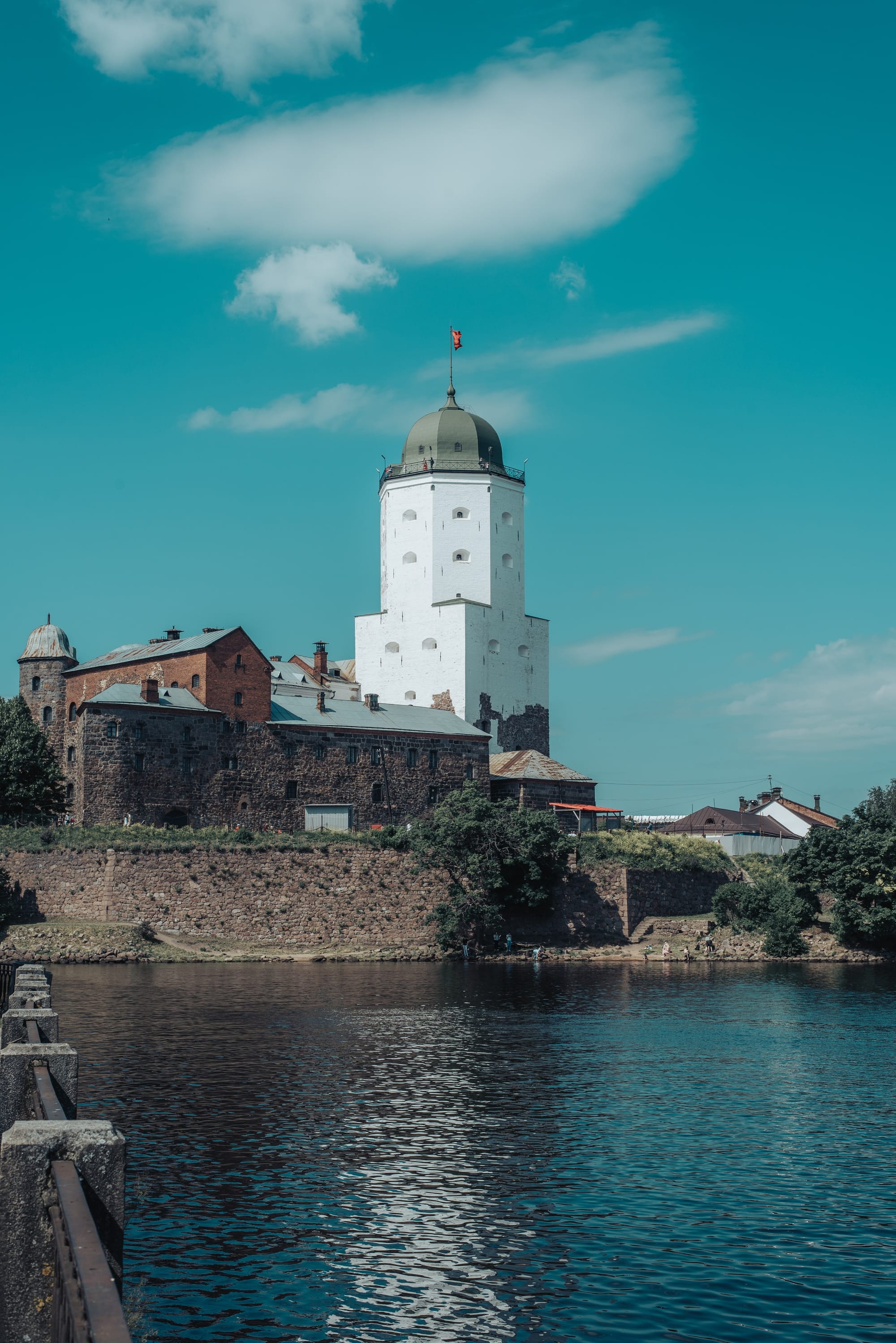 Taxi to Vyborg near border with Finland