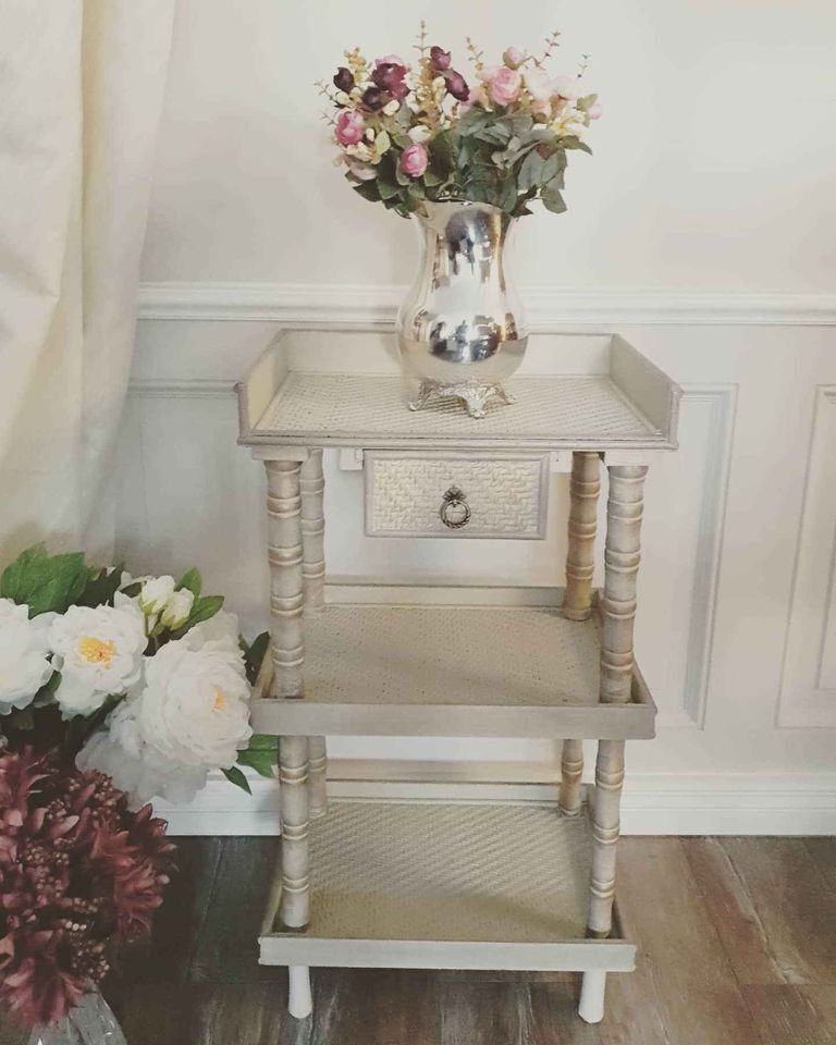 Toaletka / Stolik boczny