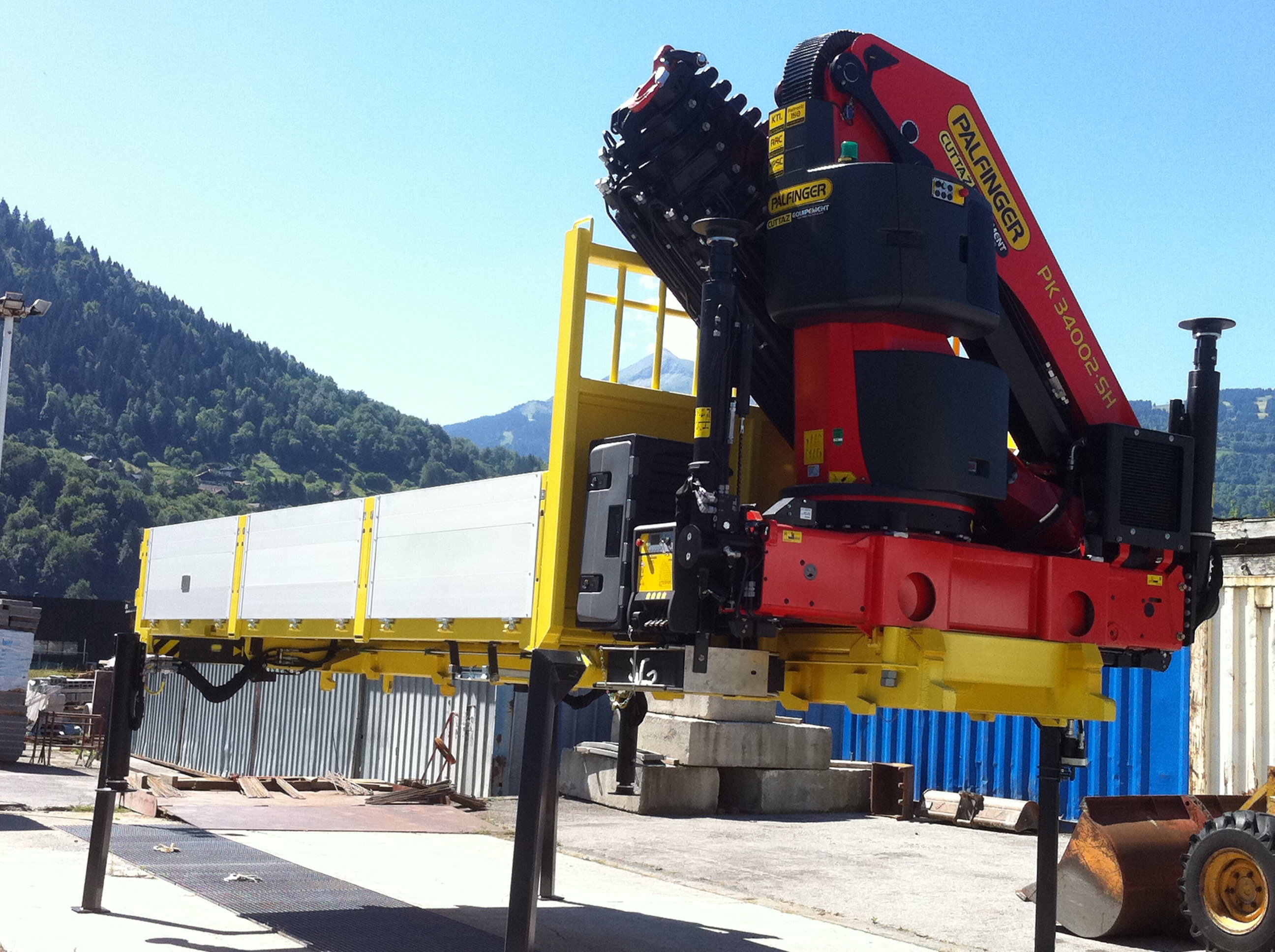 Mercedes 6 wheel truck