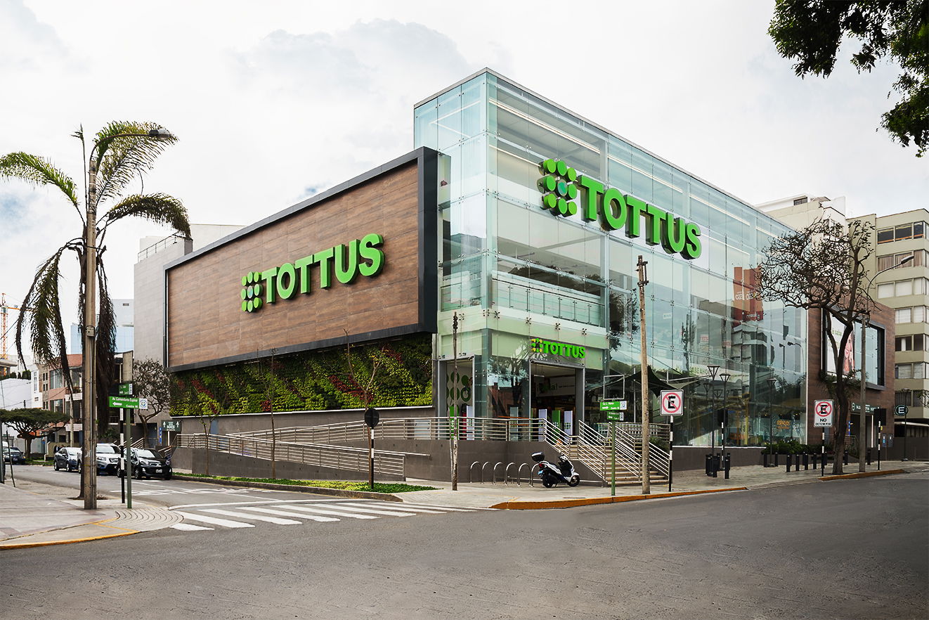 TOTTUS hypermarket