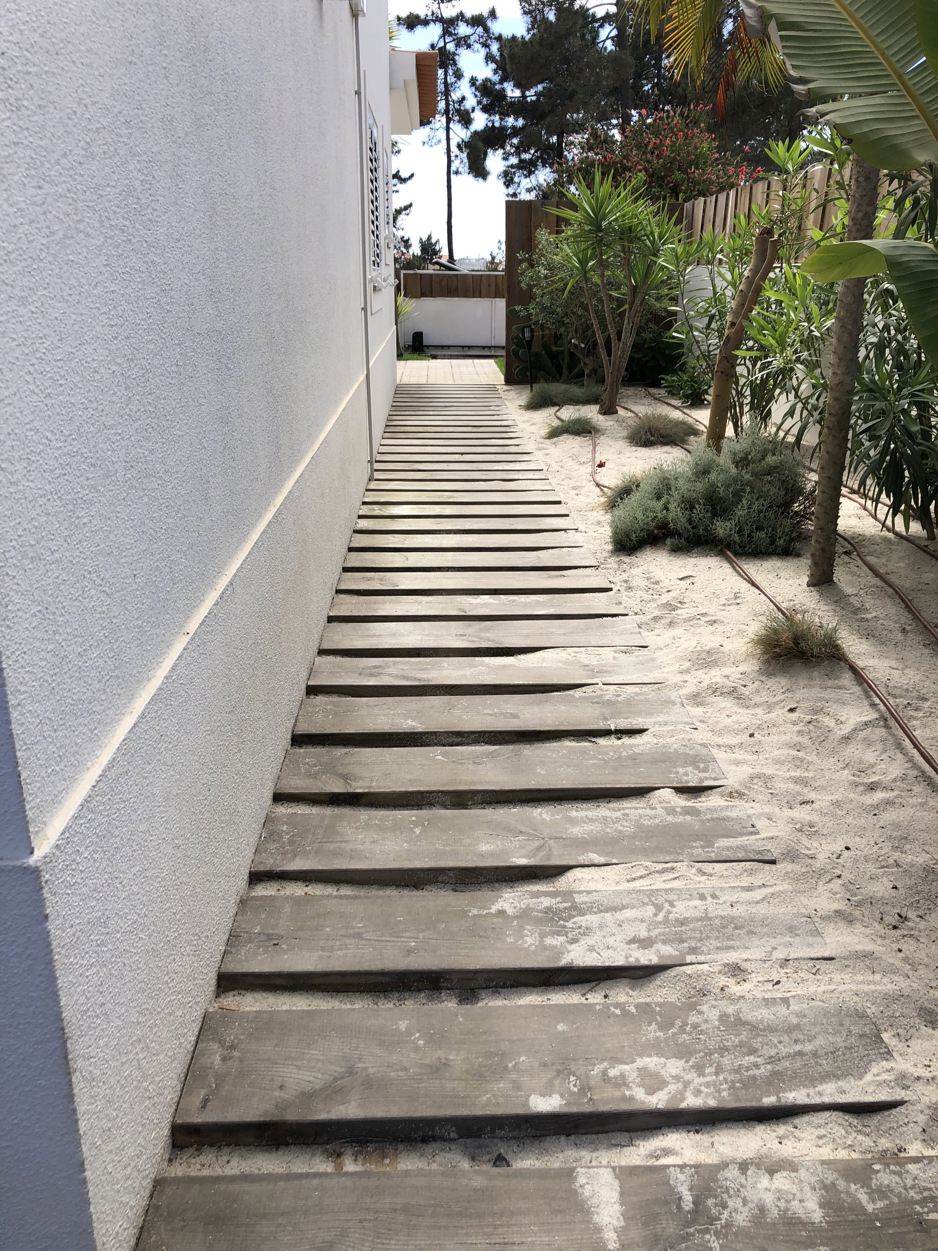 Trabalhos de Remodelação Moradia