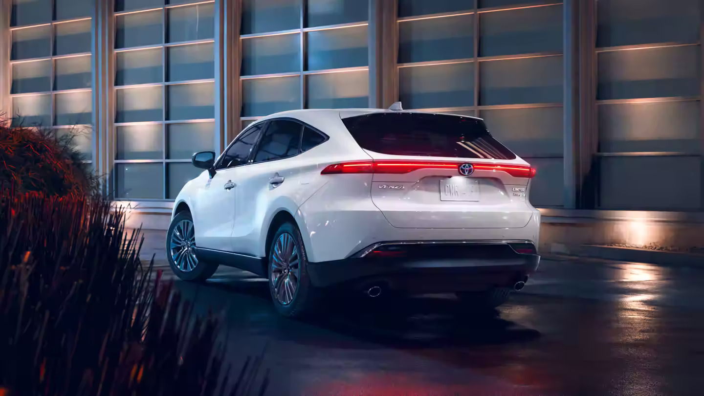 2023 Toyota Venza performance.