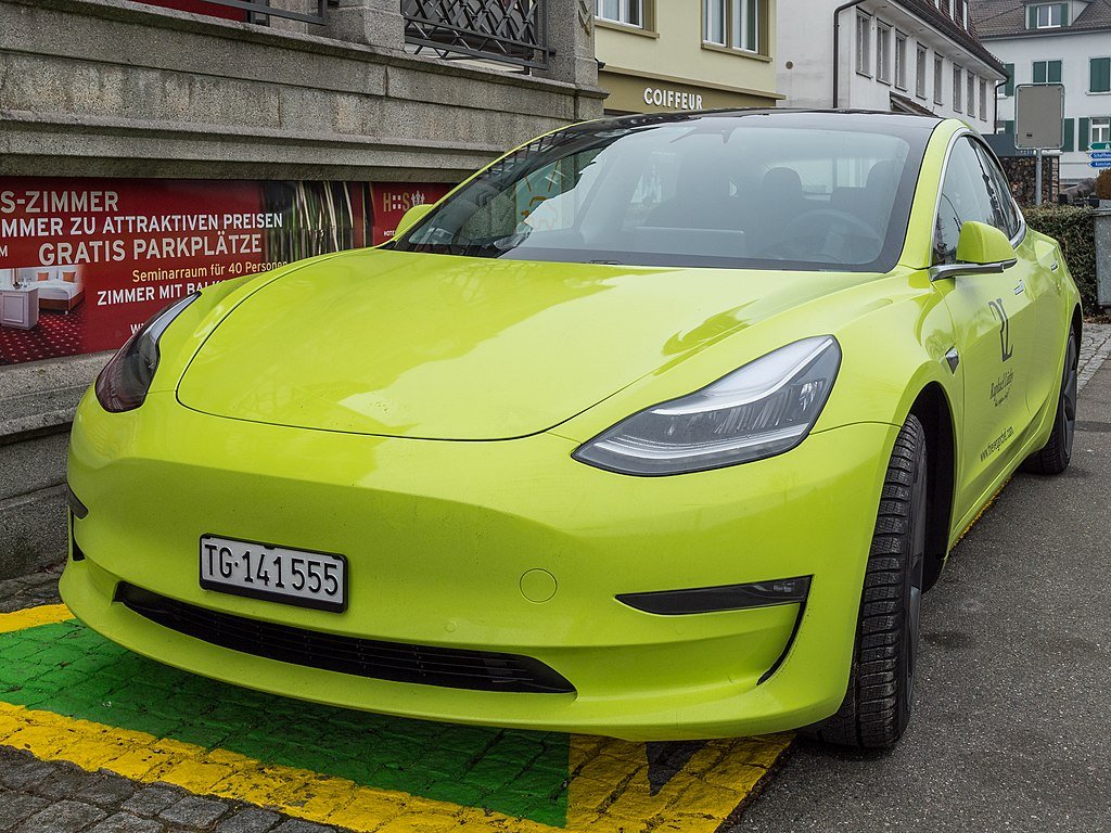 Cheap electric cars Tesla_Model_3_in_Kreuzlingen JoachimKohler-HB via Wikimedia