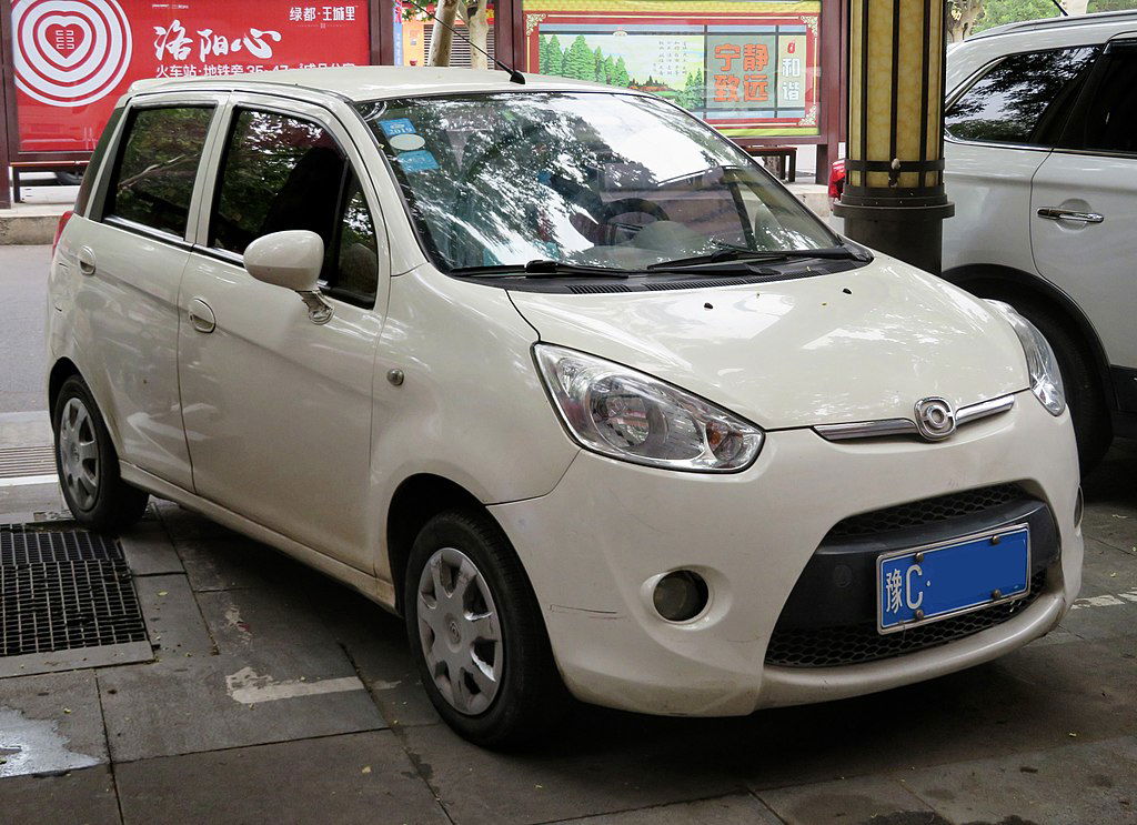 Ten cheapest made-in-China cars, 2014_Haima_Aishang,_front Kevauto via Wikimedia.