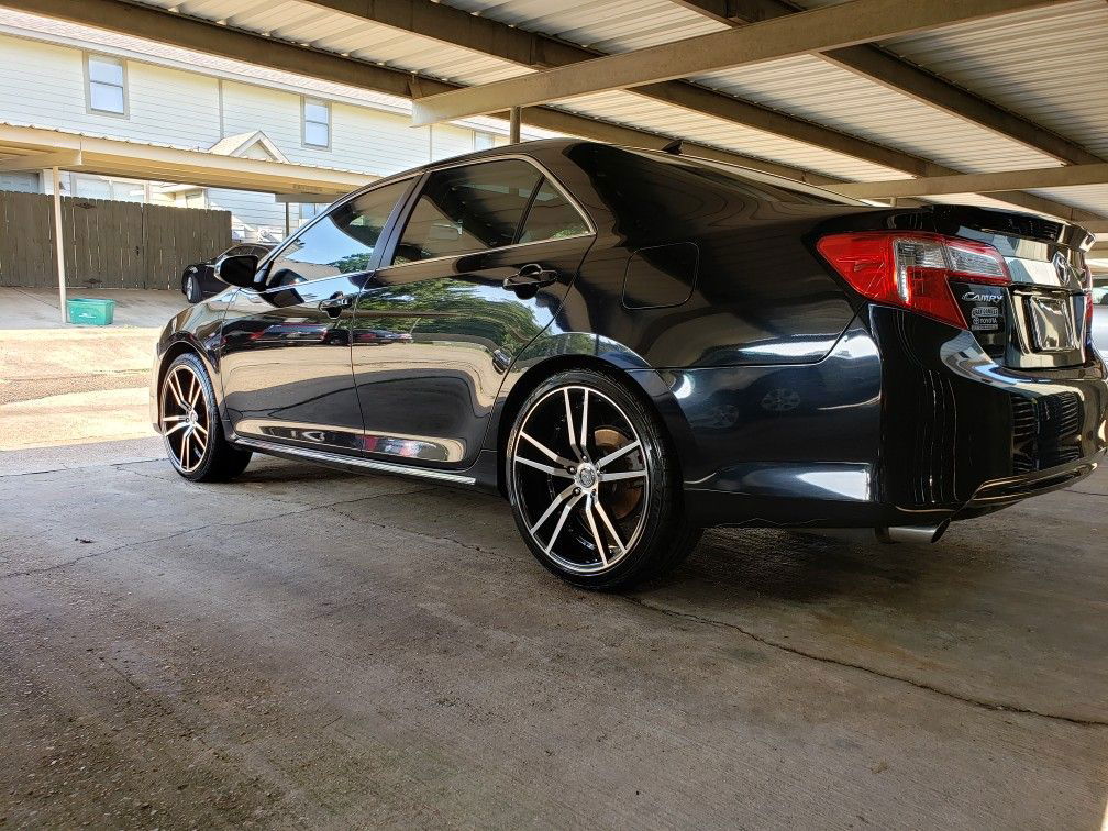 2012 Toyota Camry drivetrain Via Pinterest.