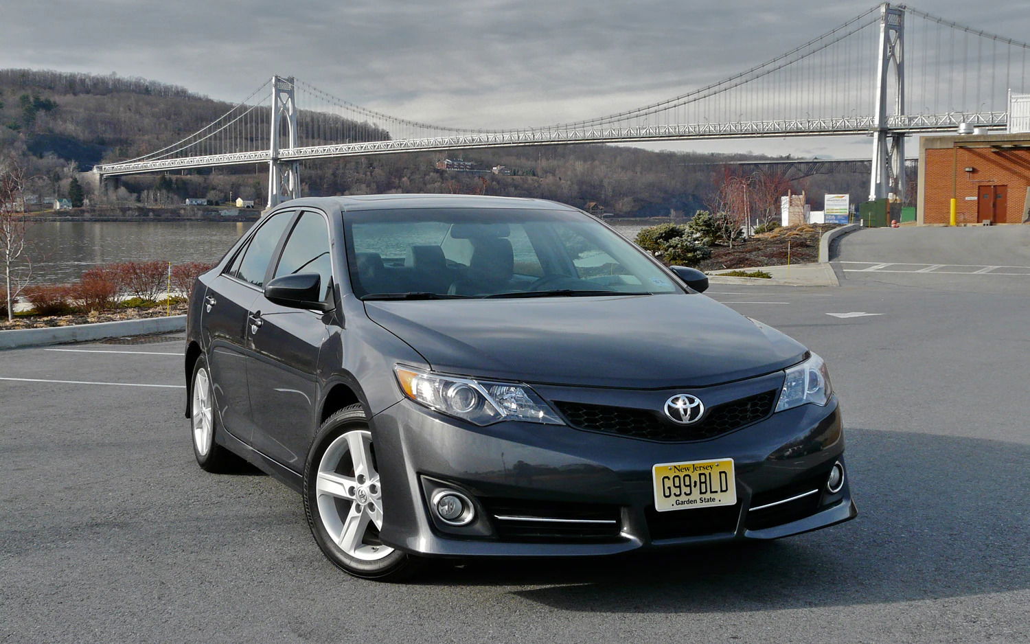 2012-toyota-camry-front-right-view suspension system Via MotorTrend.