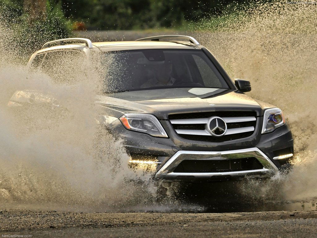 Mercedes-Benz-GLK350_4Matic-2013 AWD.