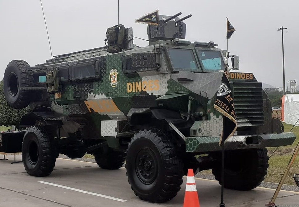 Combat trucks in Nigerian military, Casspir_Peru Hot Wheels PERU via Wikimedia