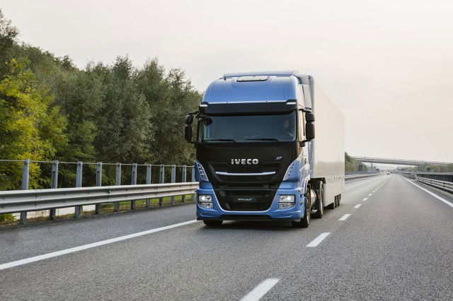 Vehicles with compressed natural gas - 2019 Iveco Stralis NP 460.