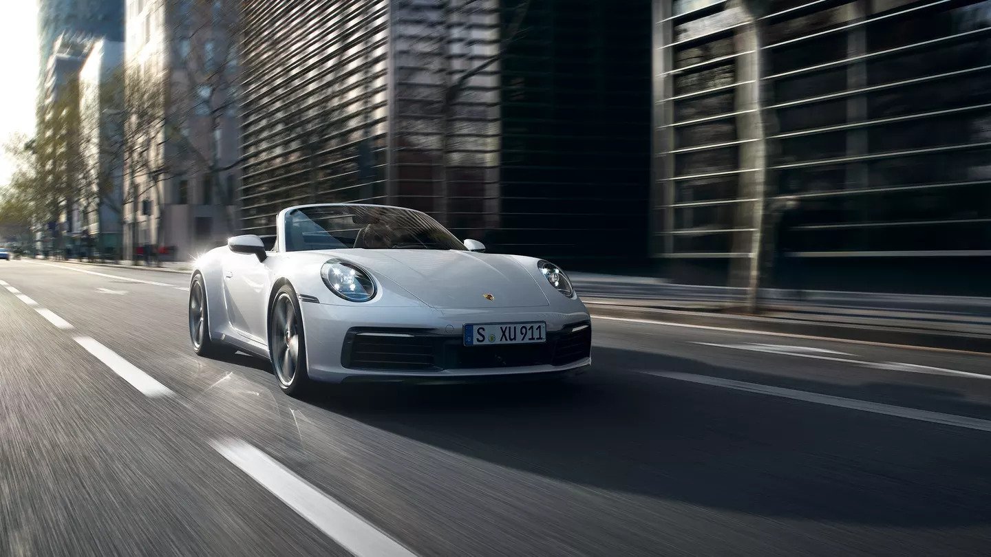 The world's prettiest cars - Porsche 911.