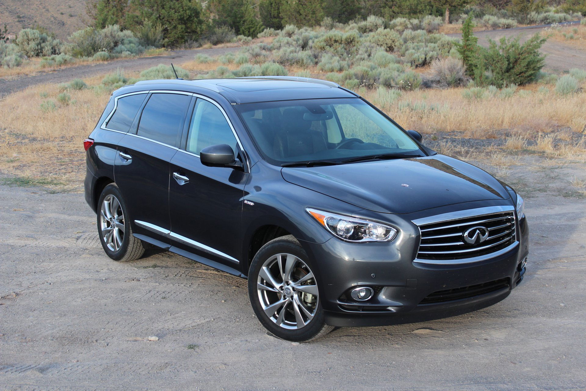 Used cars to avoid - 2014-infiniti-qx60 via The Car Connection.