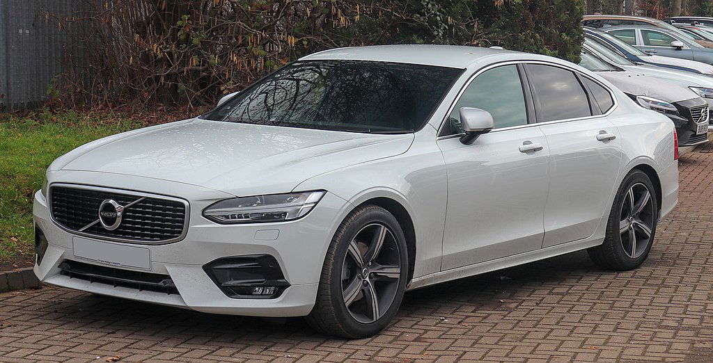 Used cars to avoid at all cost - 2018_Volvo_S90_R-Design_D4_Automatic_2.0_Front Vauxford via Wikimedia.
