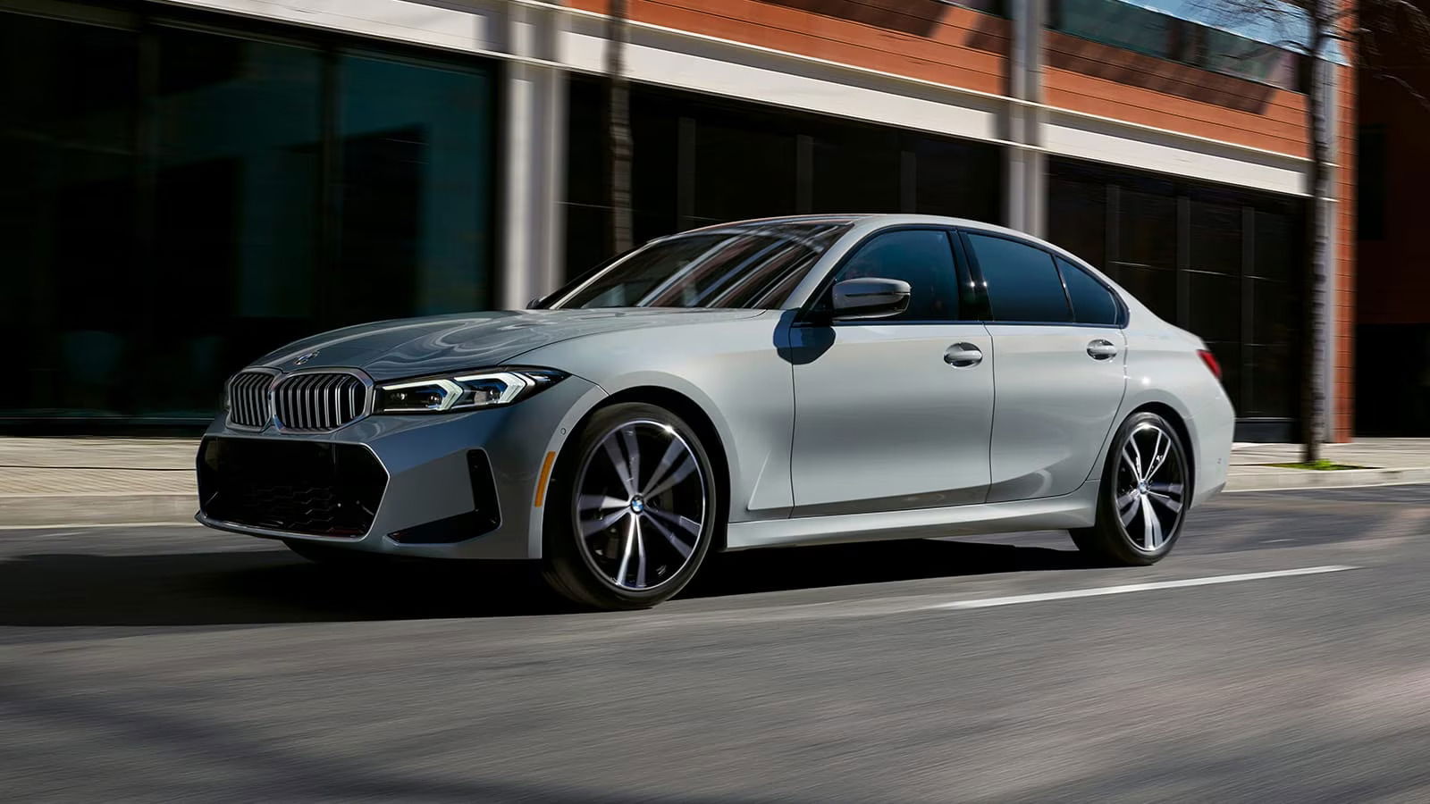 2023 top 10 luxury sedans - BMW 3 Series.